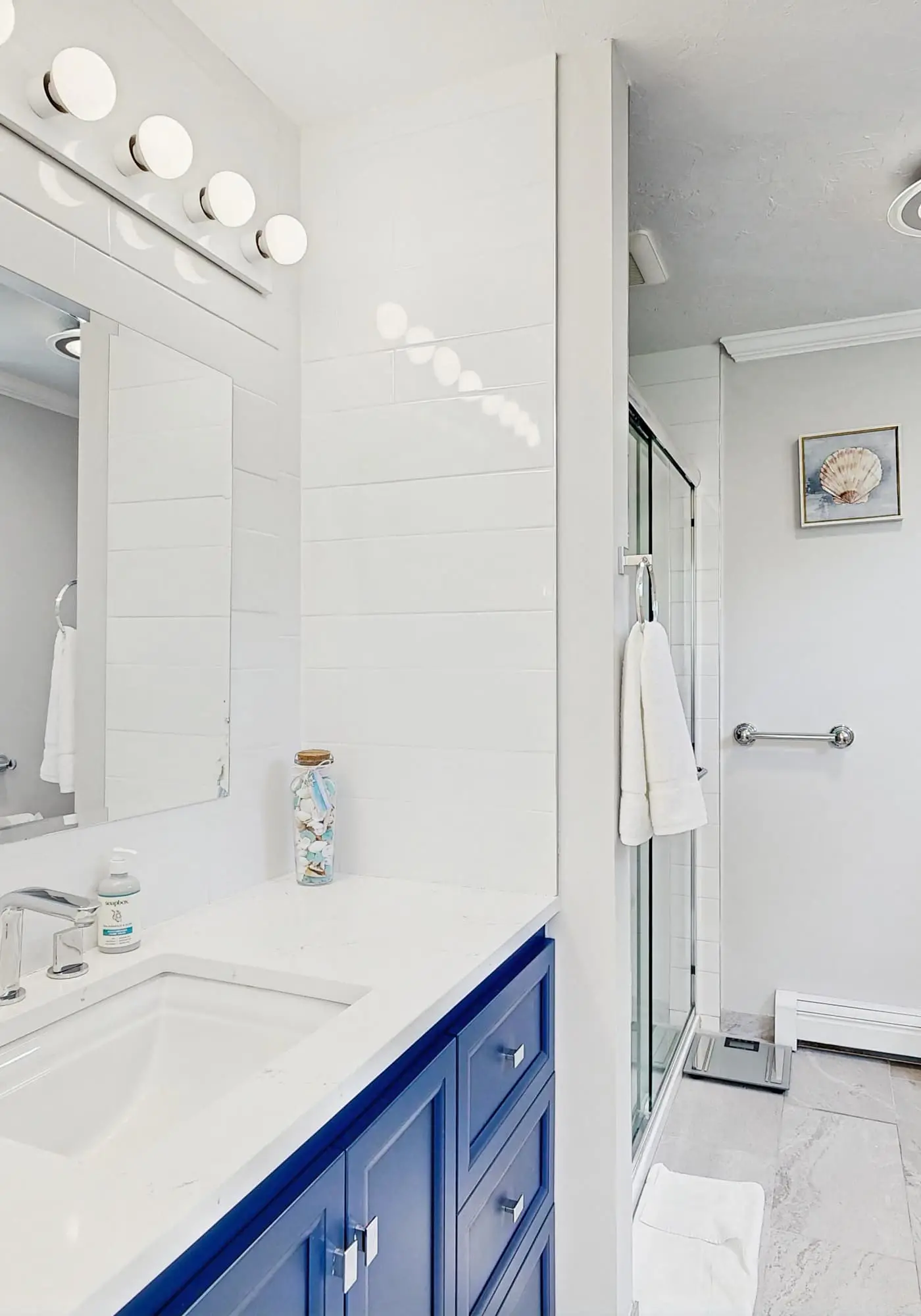 Bright Falmouth Home With Open Layout, AC & Deck