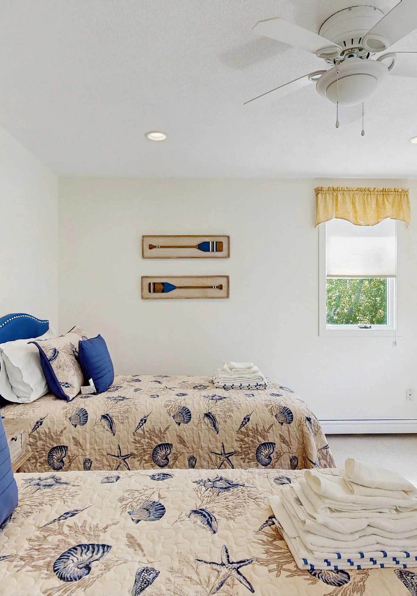 Bright Falmouth Home With Open Layout, AC & Deck