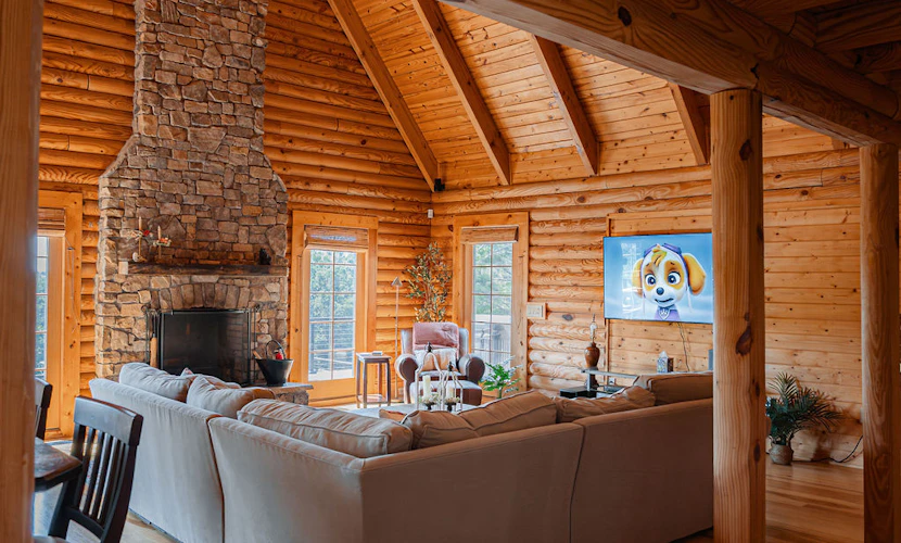 "Stonewood Manor" - A Luxurious Retreat w/ Hot Tub