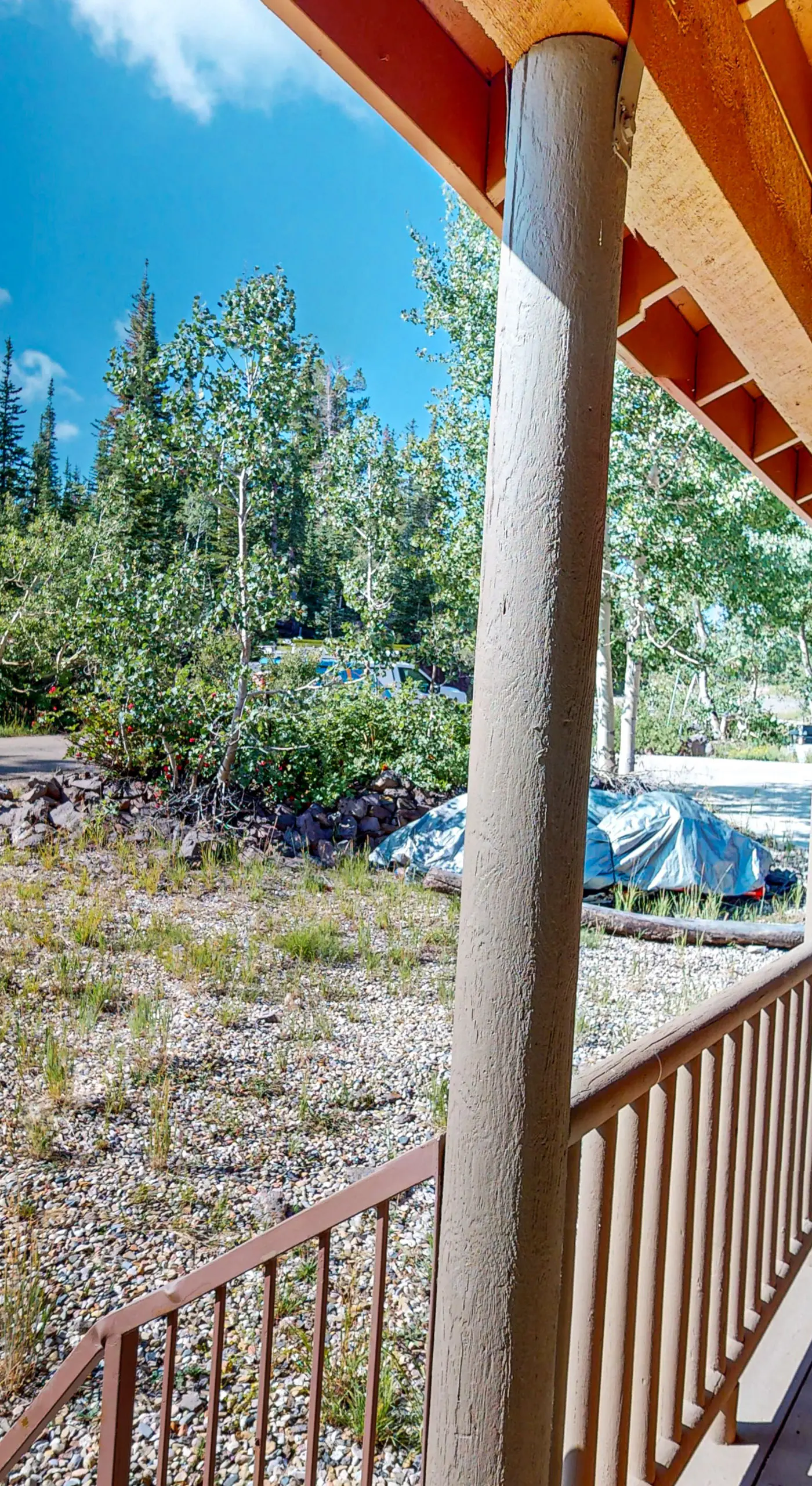 Views, Deck & Games Galore: Brian Head Home