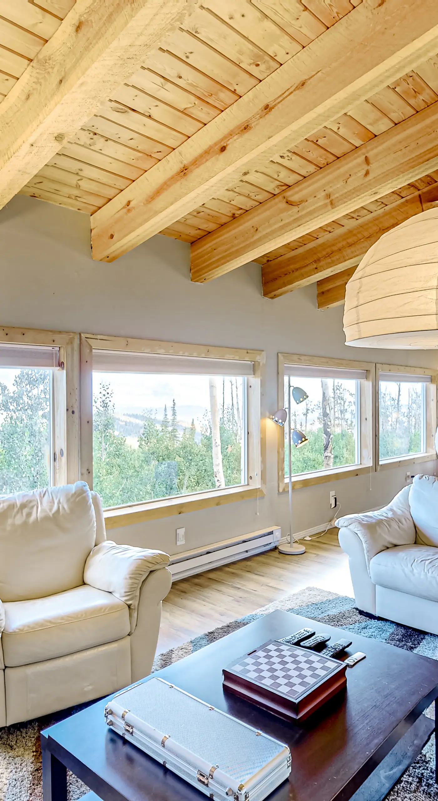 Views, Deck & Games Galore: Brian Head Home