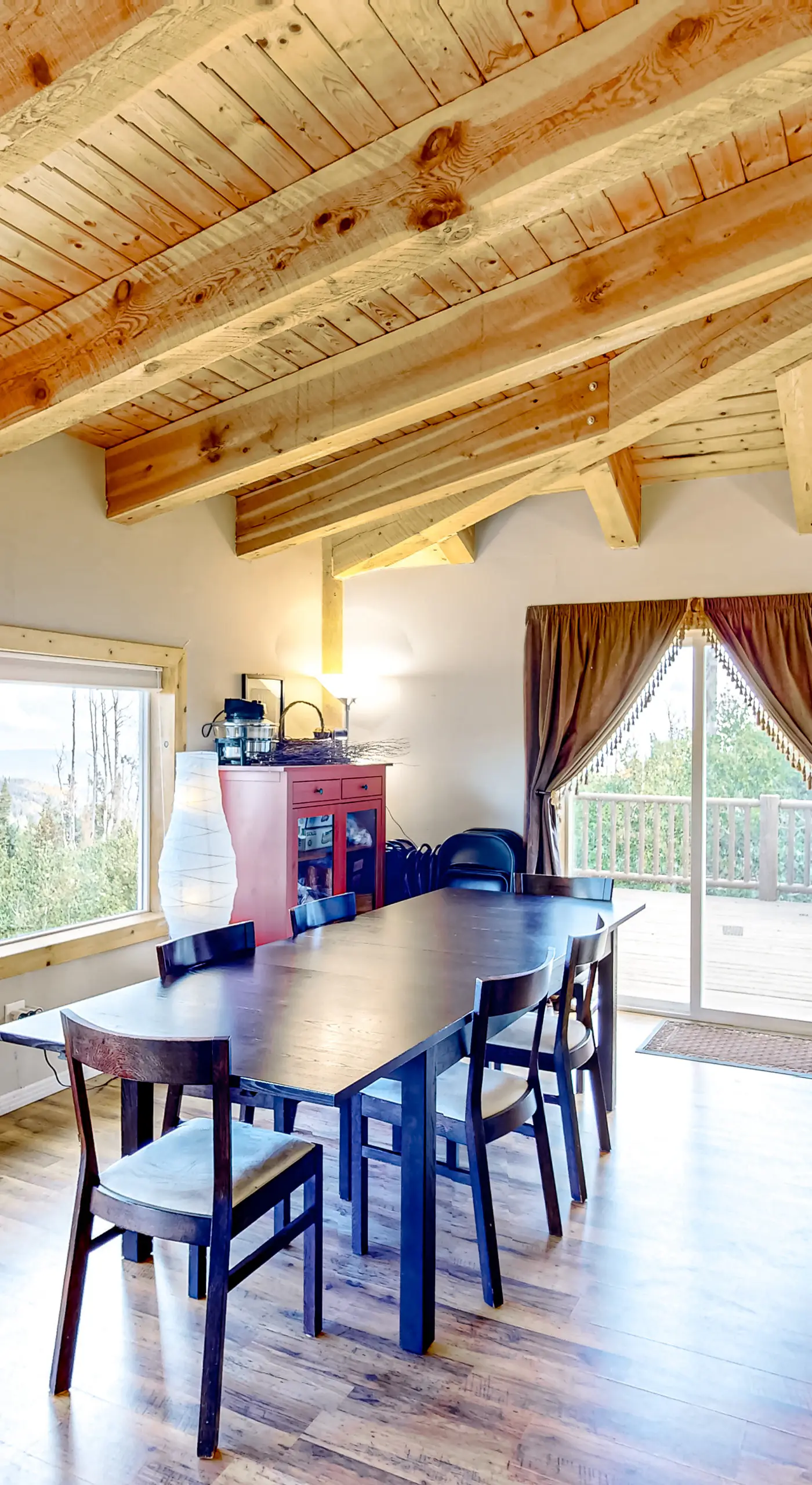 Views, Deck & Games Galore: Brian Head Home