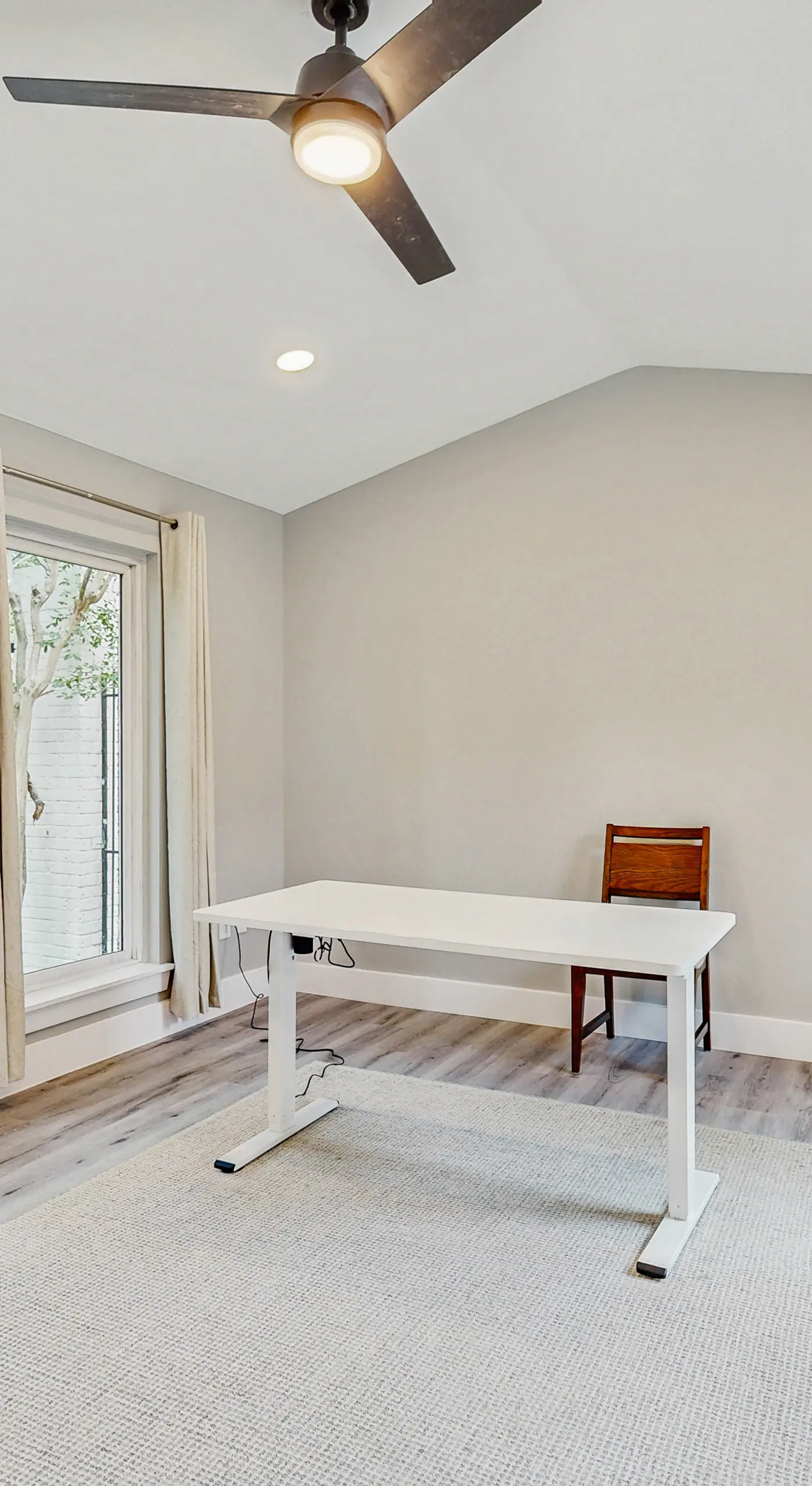 Dog-Friendly Houston Home w/ Deck & Yard
