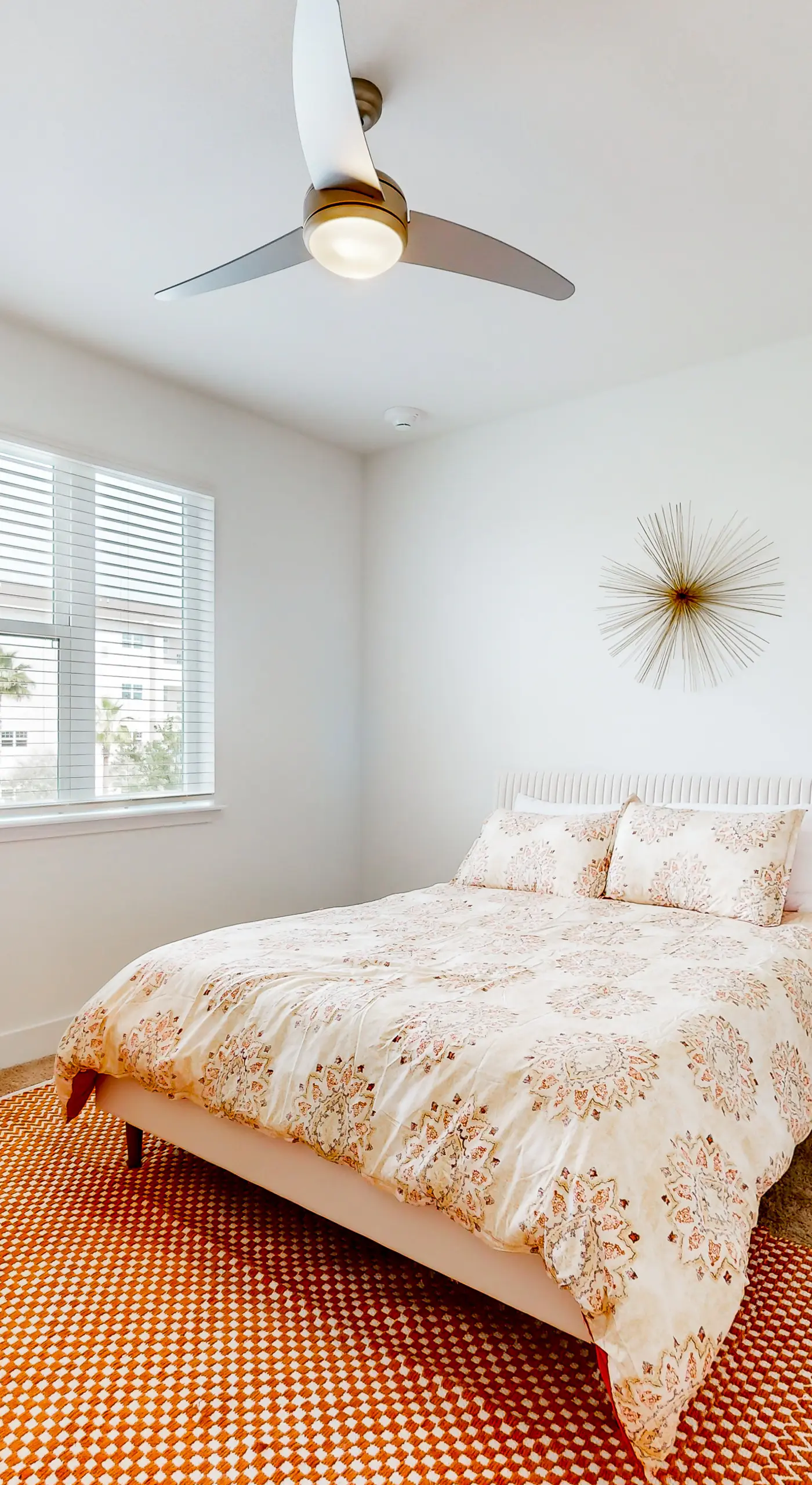 2 Mi to UF Campus! Dog-Friendly Condo w/ Pool