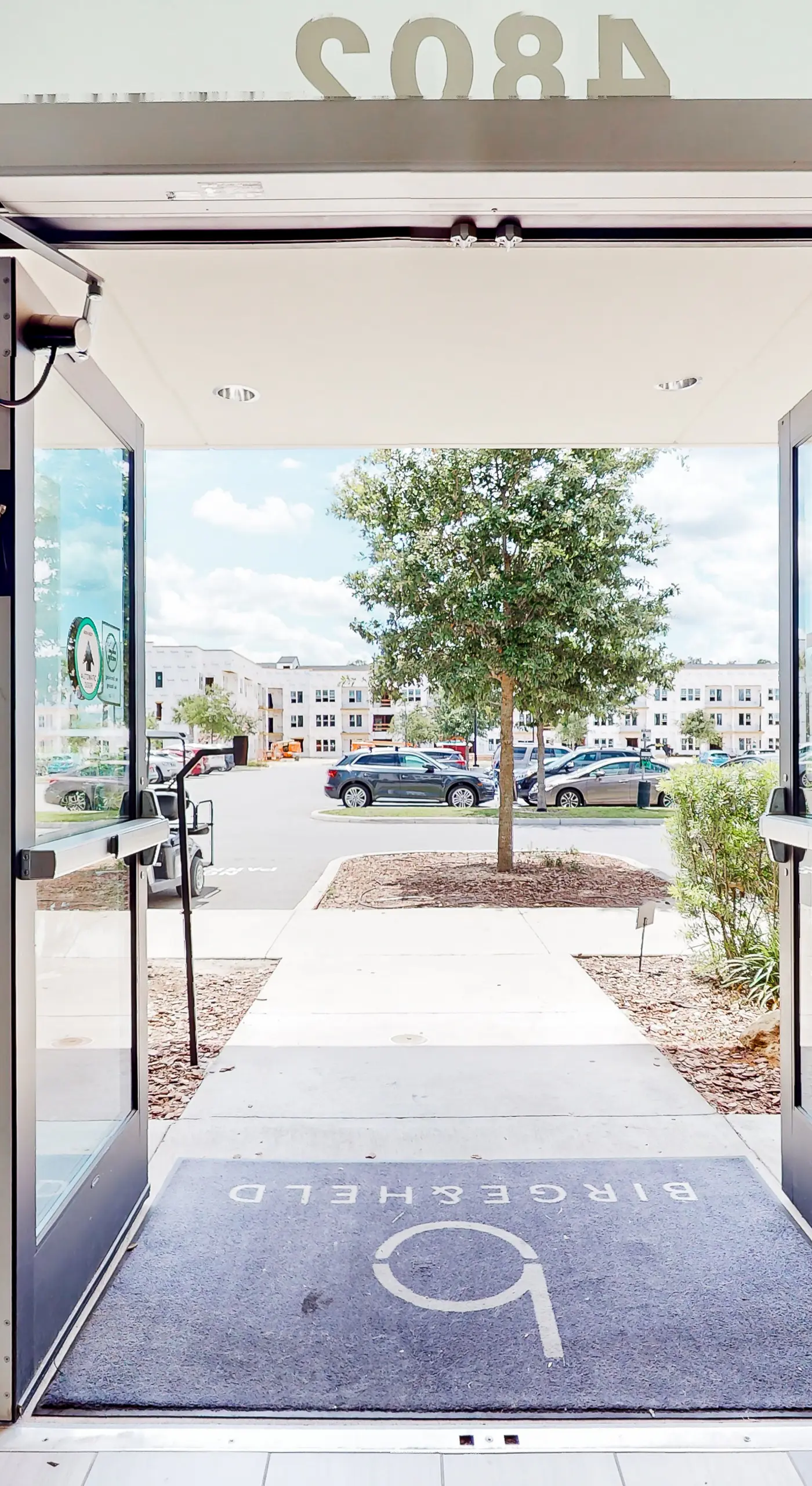 2 Mi to UF Campus! Dog-Friendly Condo w/ Pool