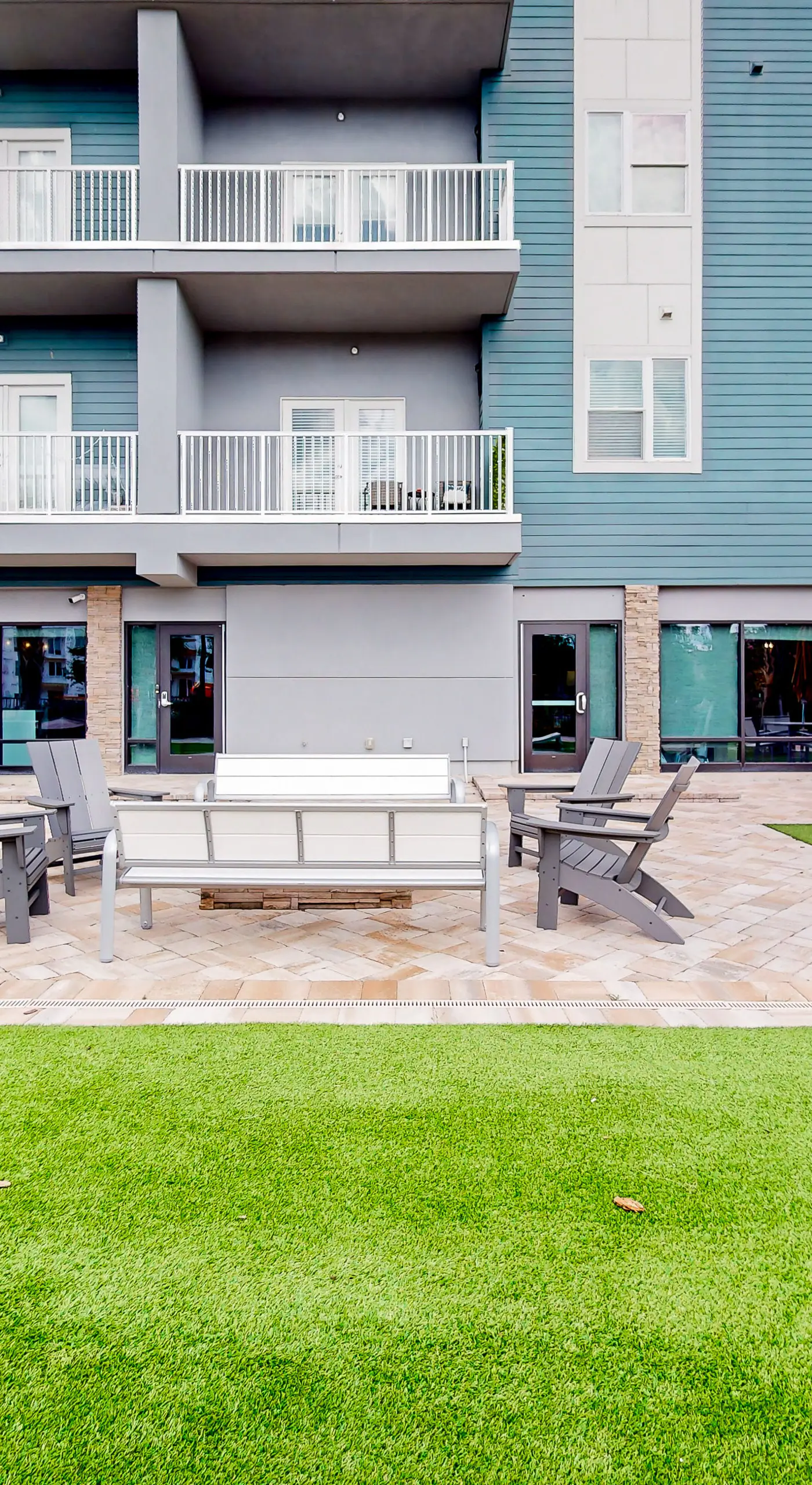 2 Mi to UF Campus! Dog-Friendly Condo w/ Pool