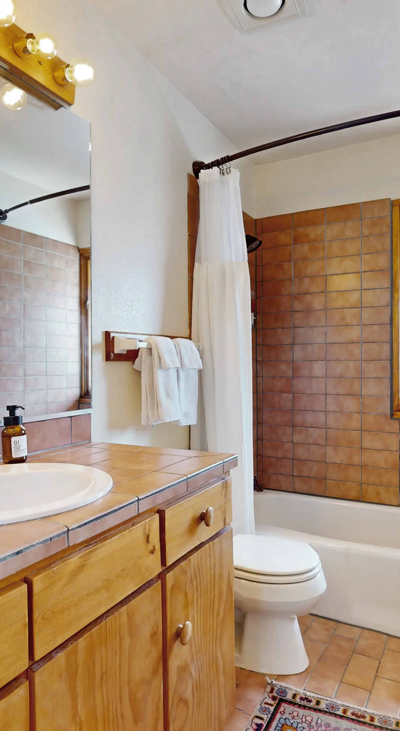Spacious Home w/ Pool & Hot Tub in Arroyo Seco!