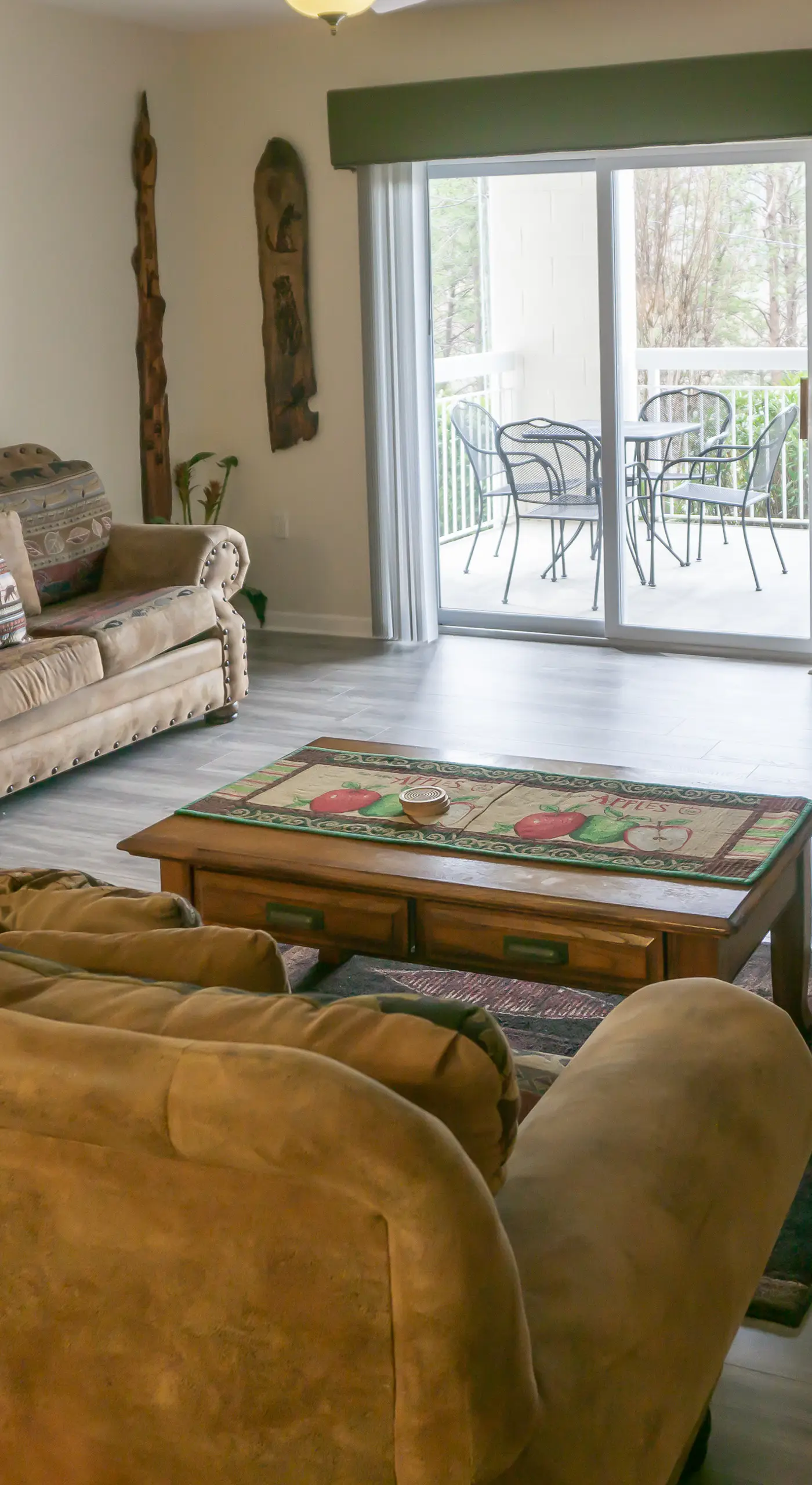 Mtn Views! Walkable Pigeon Forge Retreat w/ Pool