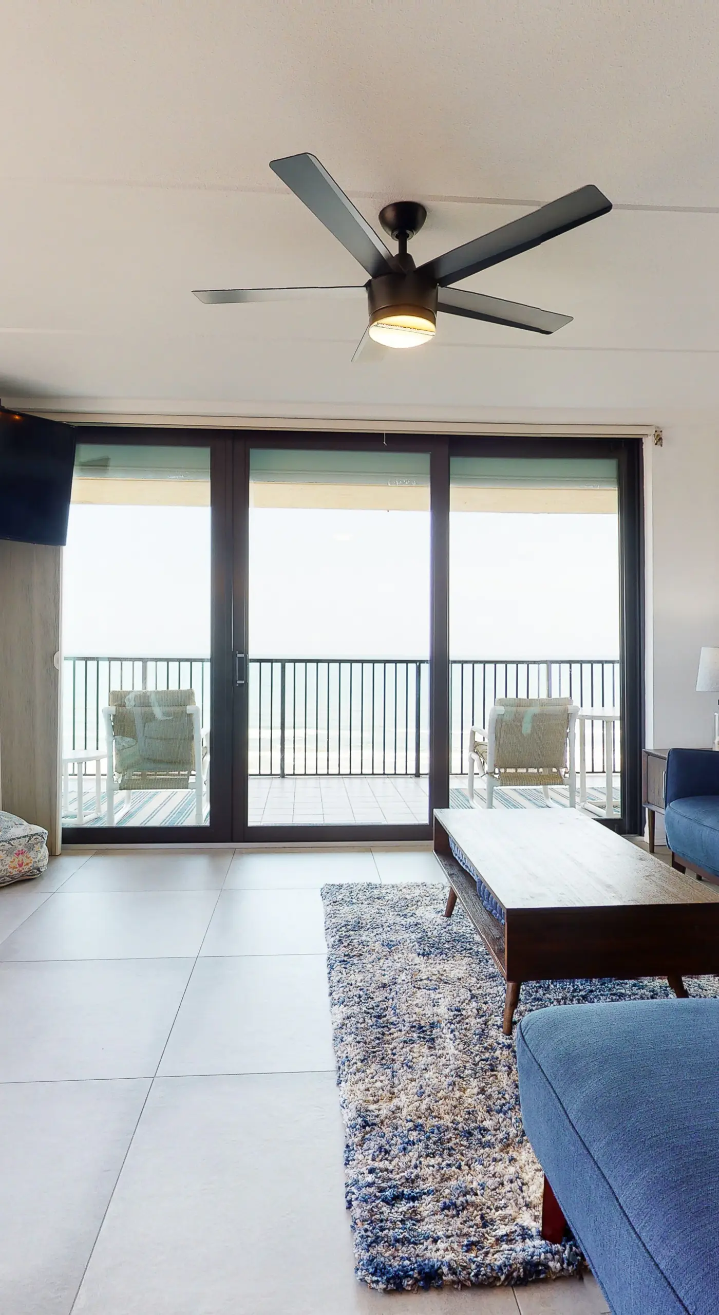 3BR w/ Wraparound Balcony: Suntide III - Unit 901