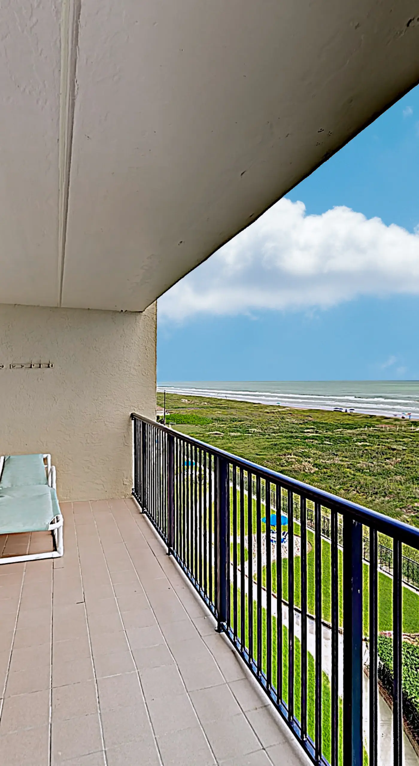 2BR Coastal Resort Retreat: Suntide III - Unit 509