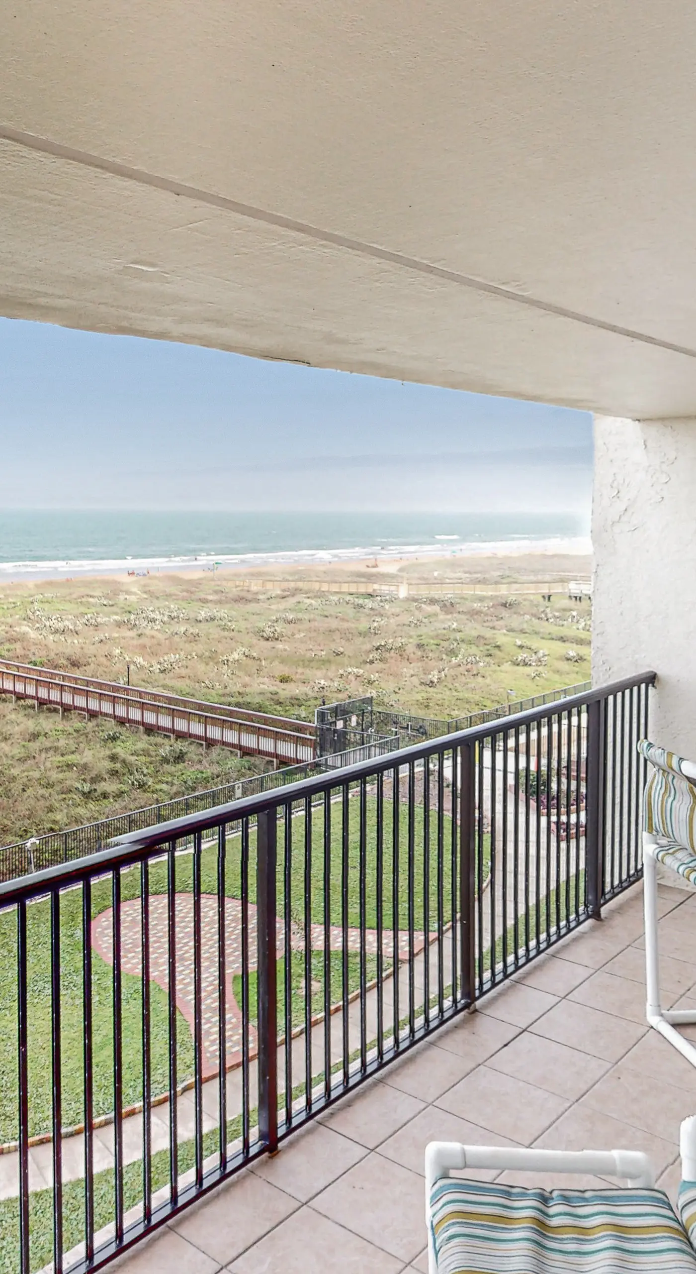 2BR w/ Gulf-View Balcony: Suntide III - Unit 404