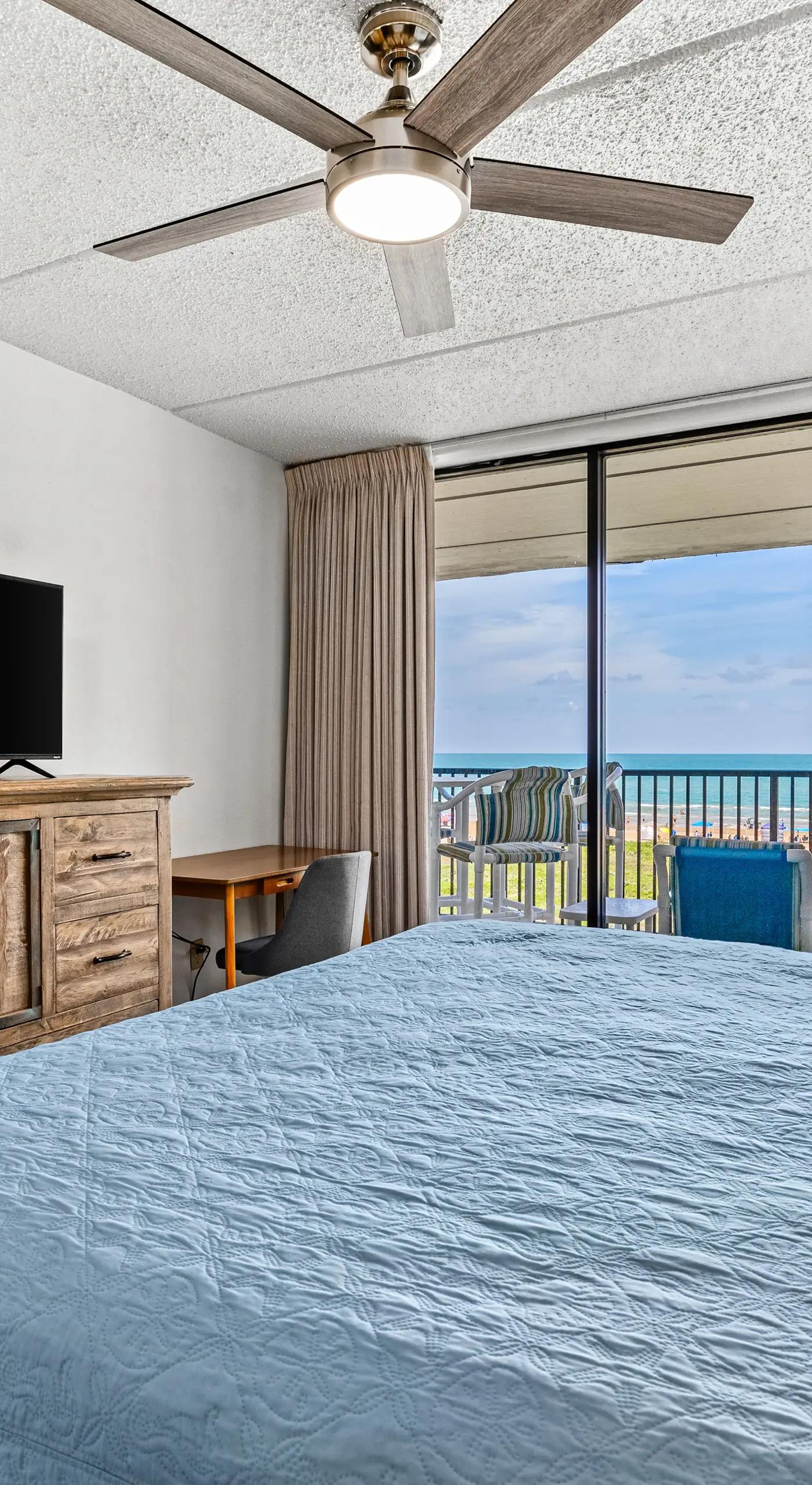 2BR w/ Gulf-View Balcony: Suntide III - Unit 404