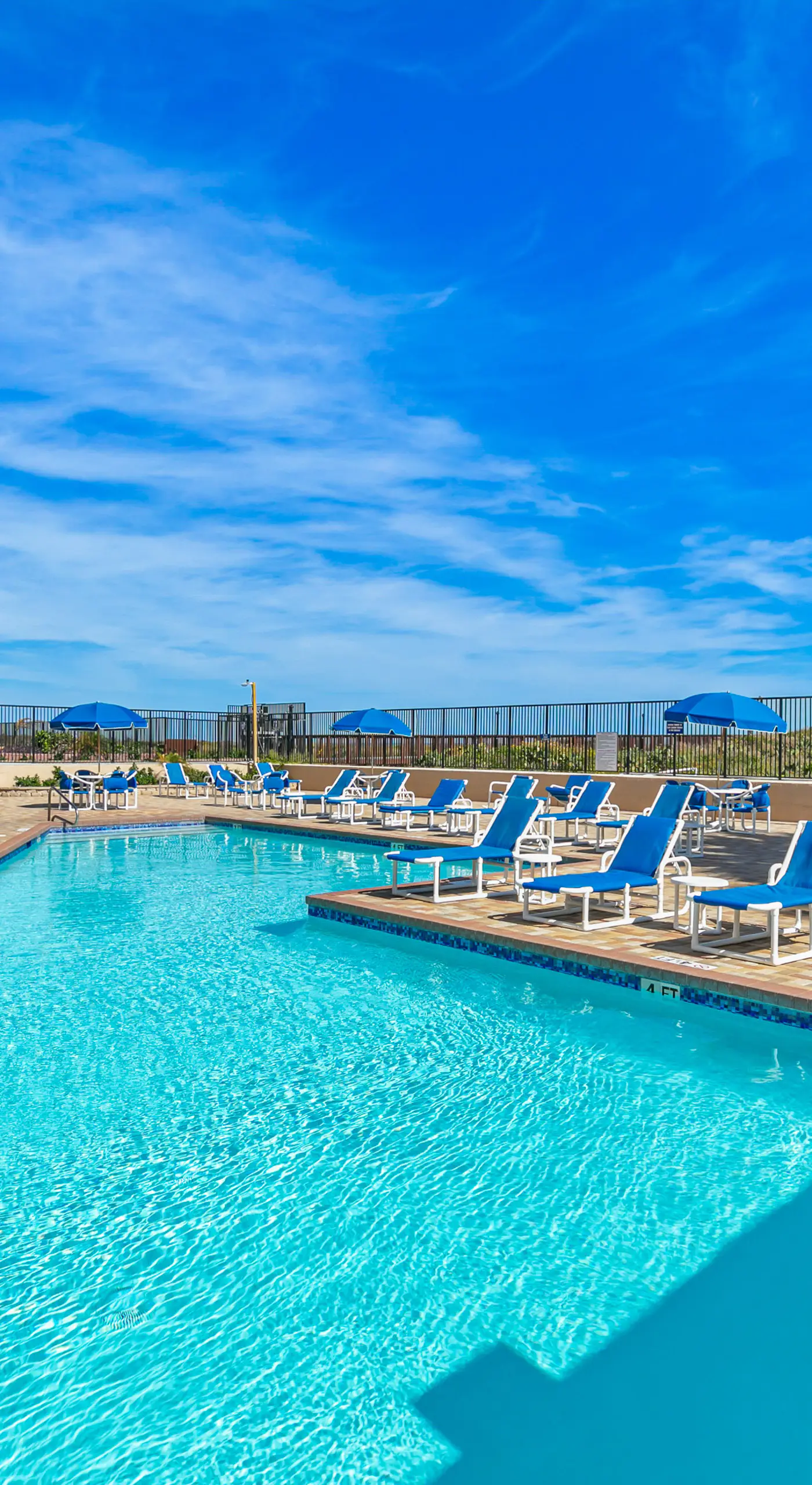 2BR PH, Epic Gulf Views: Suntide III - Unit 1104