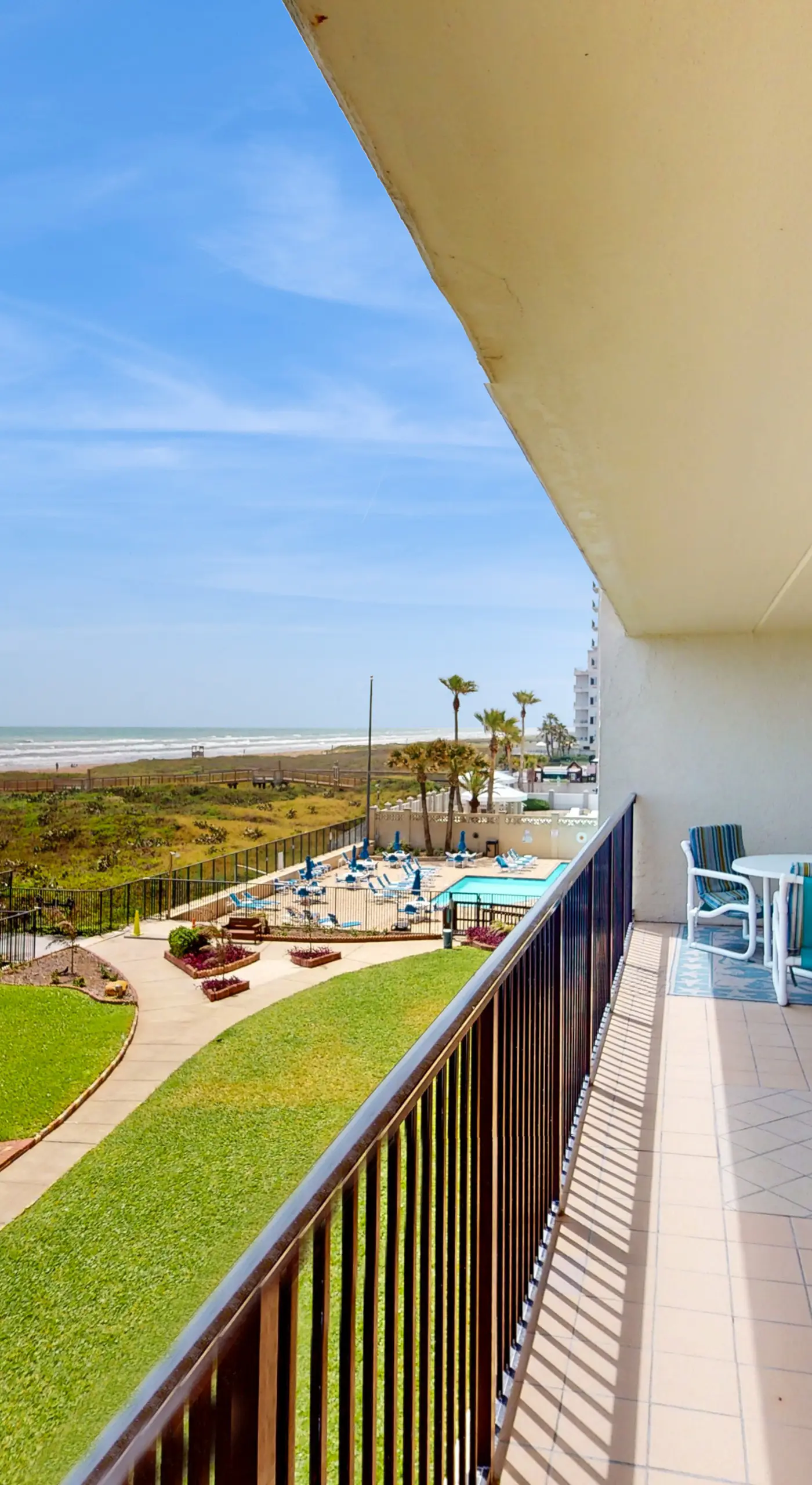 Stunning Shorefront 3BR: Suntide III - Unit 305