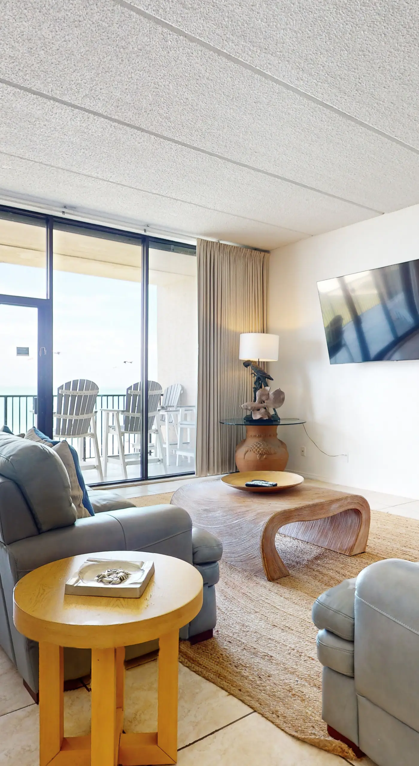 3BR All-Suite Penthouse: Suntide III - Unit 1103