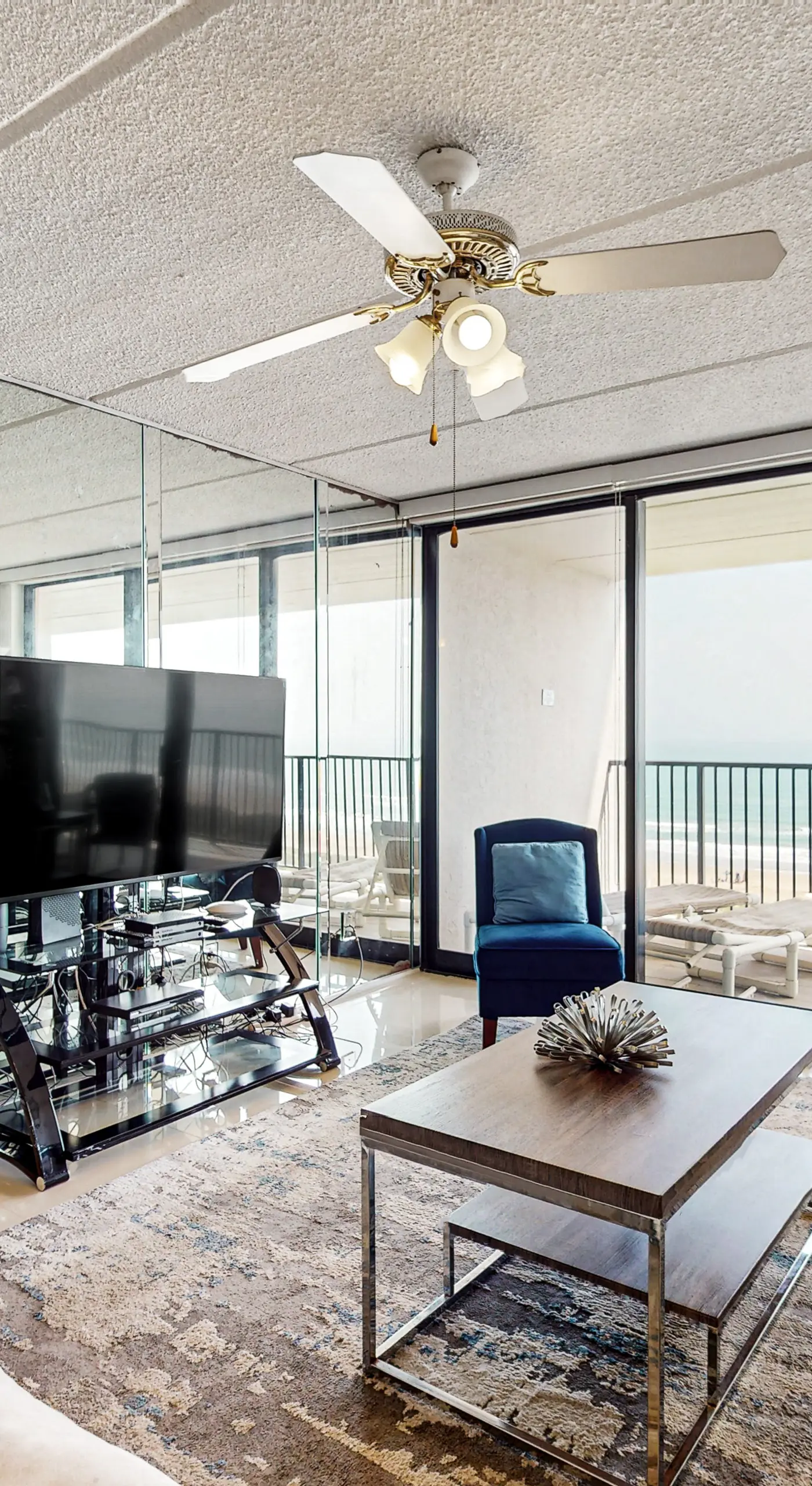 Shorefront 2BR, Luxe Perks: Suntide III - Unit 704
