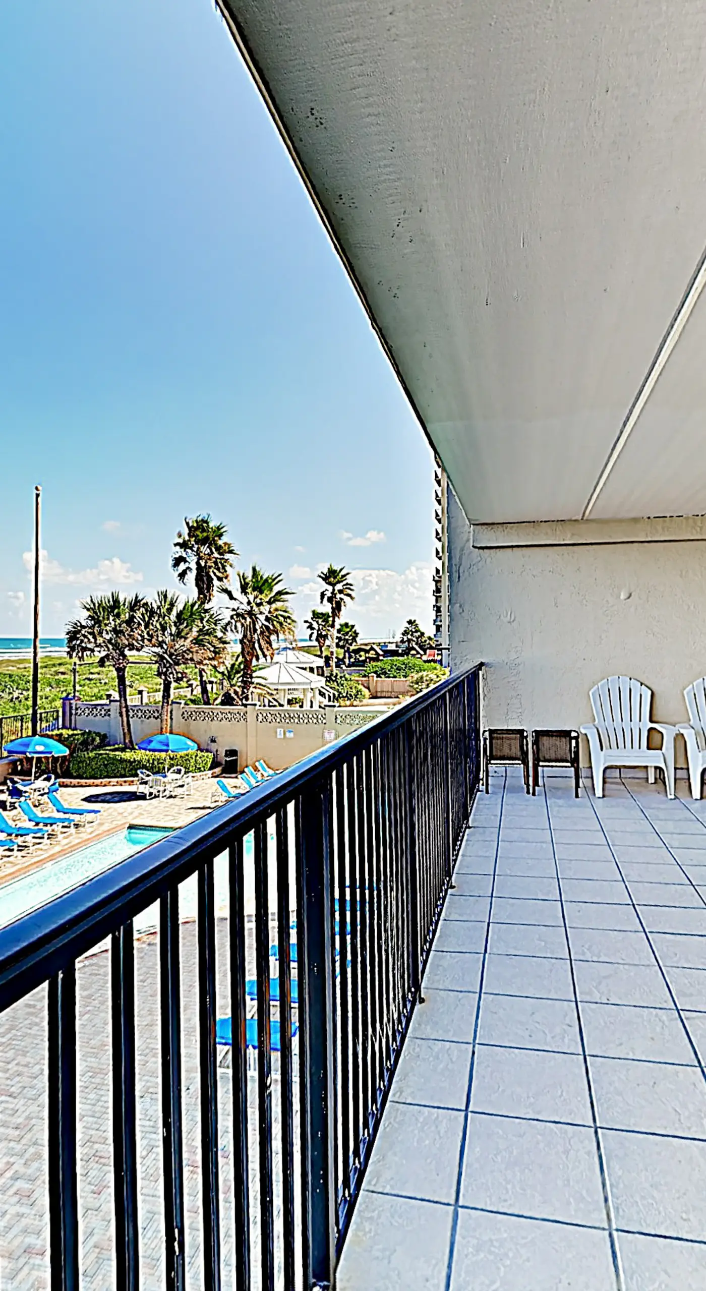 Gulf-View Resort Retreat: Suntide III - Unit 209