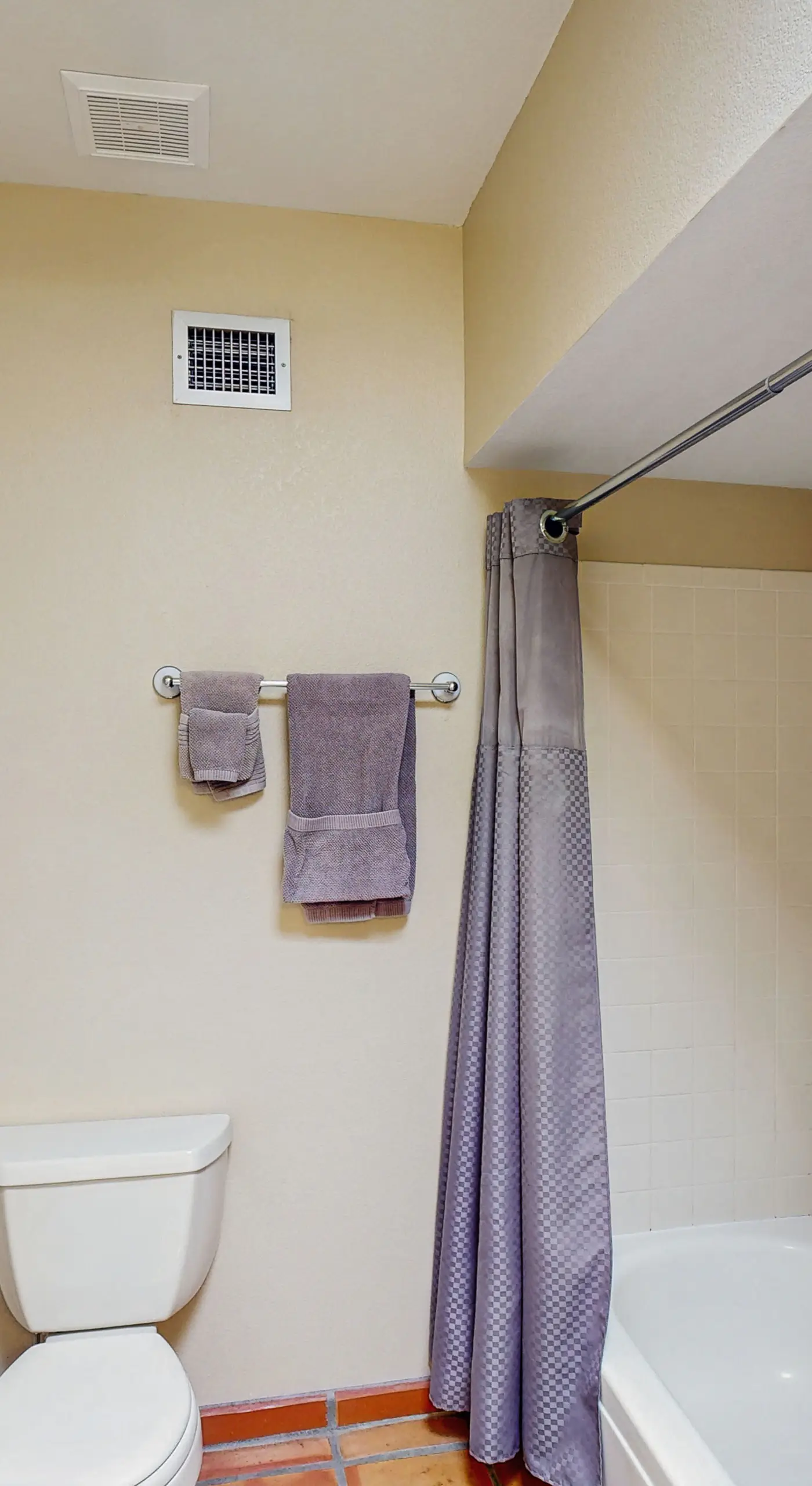Extended Stay in Tucson! Dog-Friendly Townhome