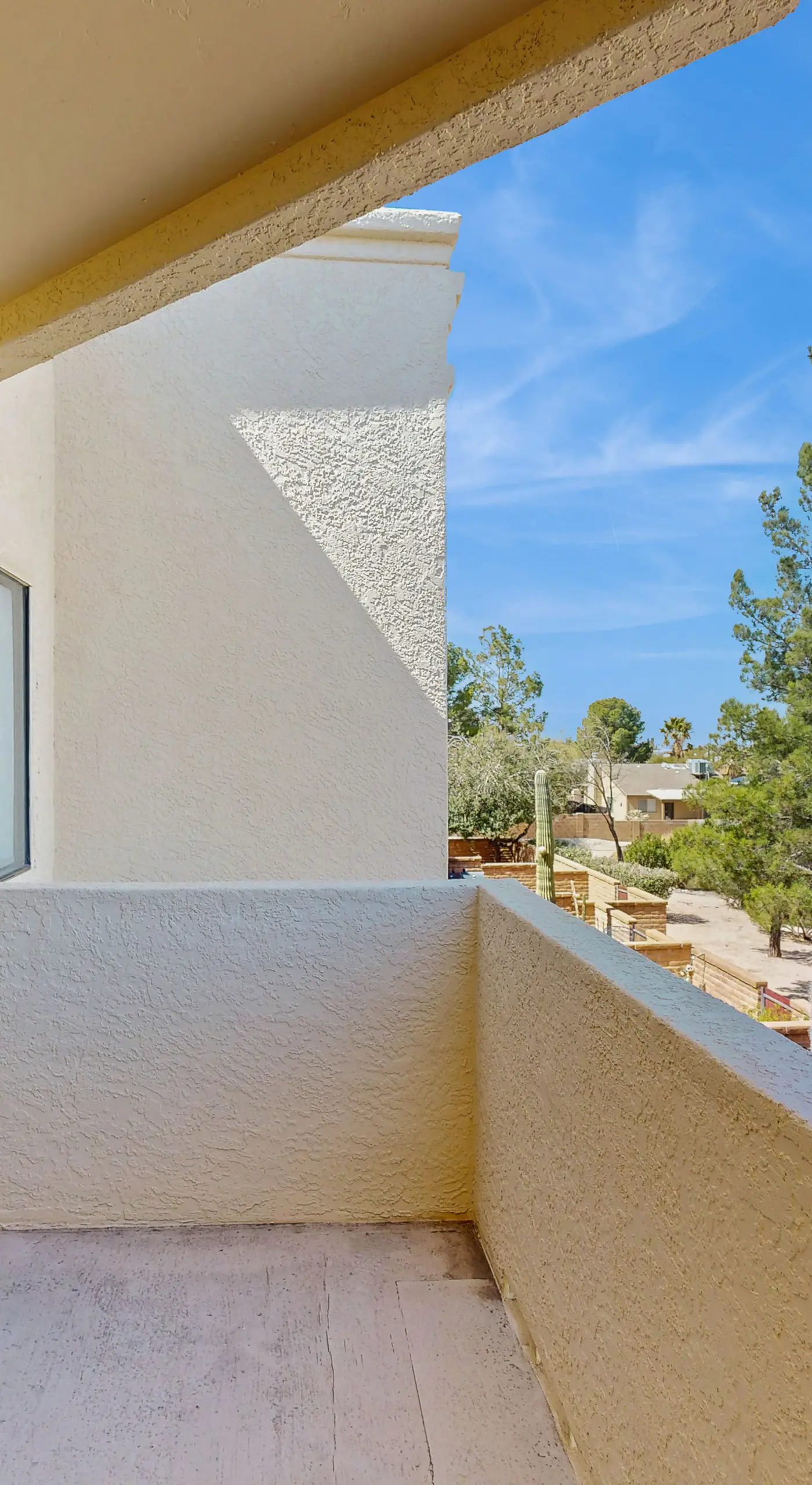 Extended Stay in Tucson! Dog-Friendly Townhome