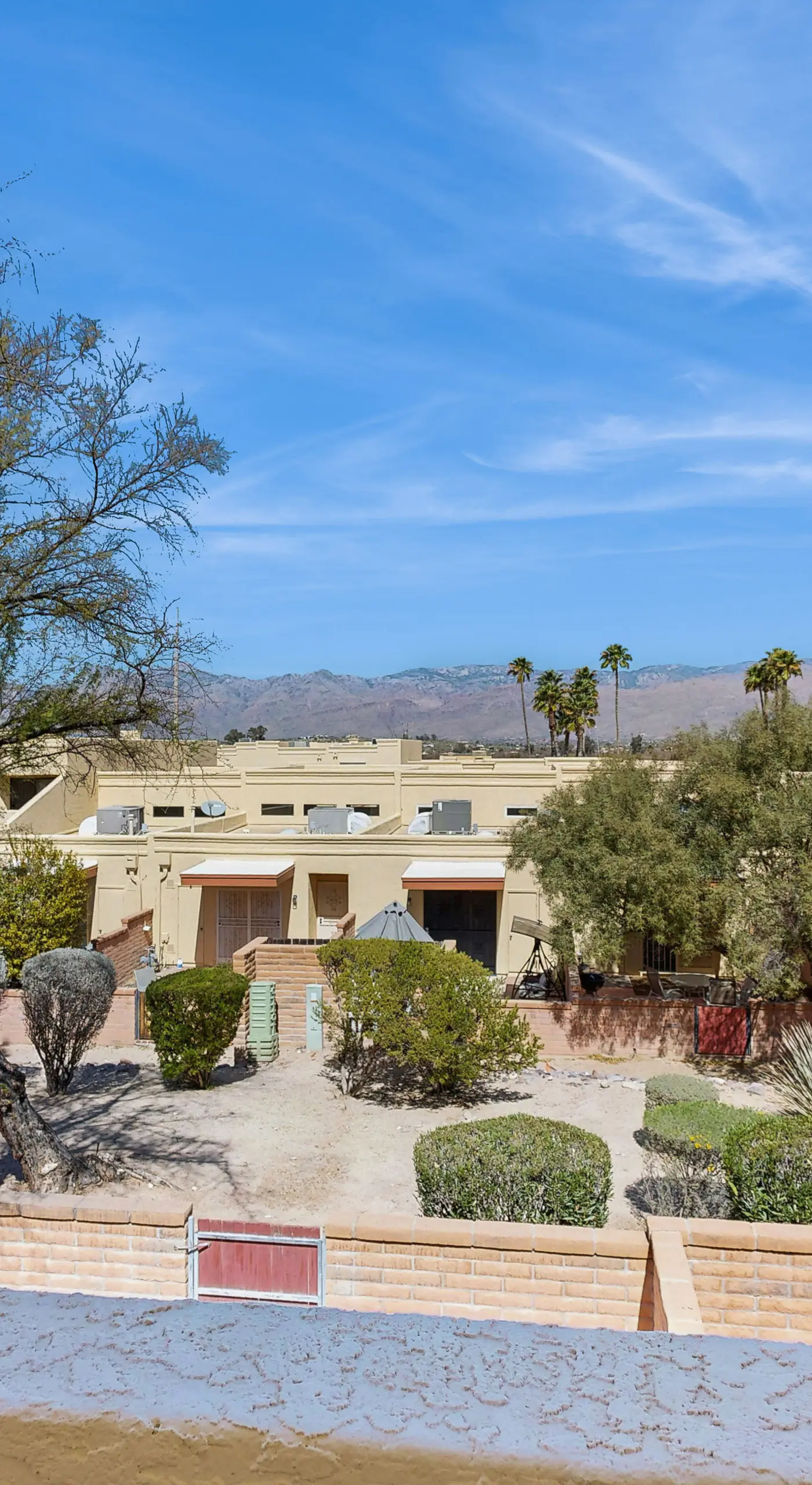Extended Stay in Tucson! Dog-Friendly Townhome