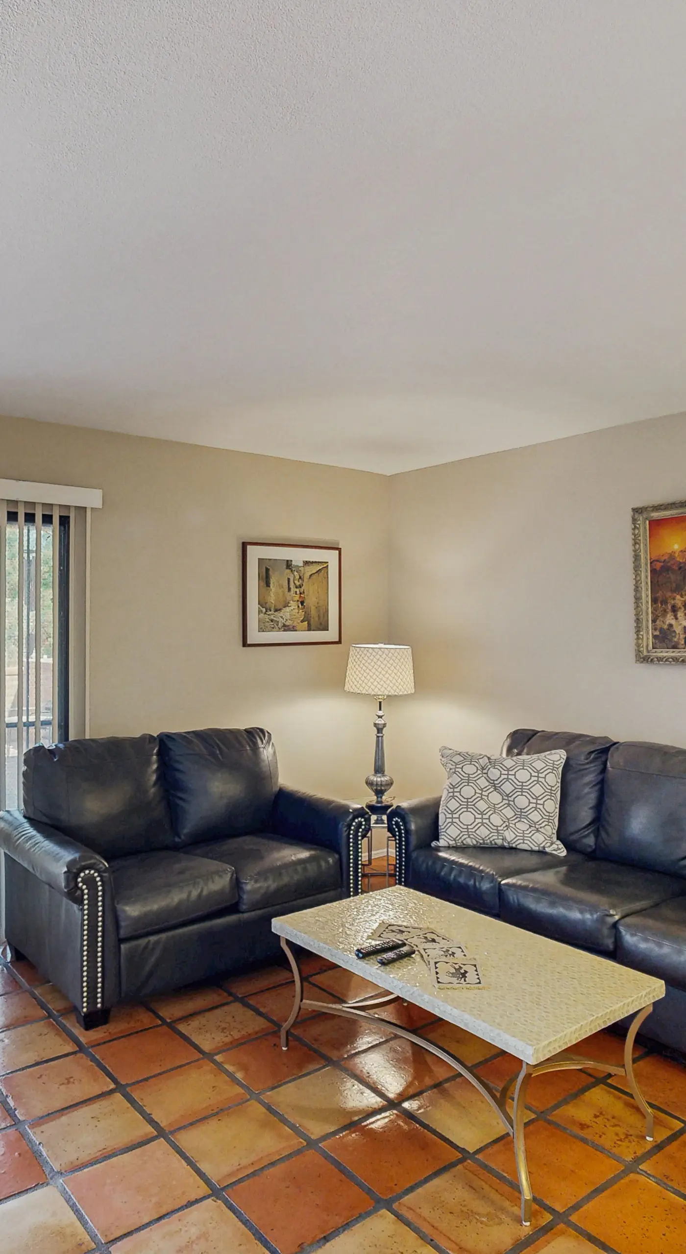 Extended Stay in Tucson! Dog-Friendly Townhome