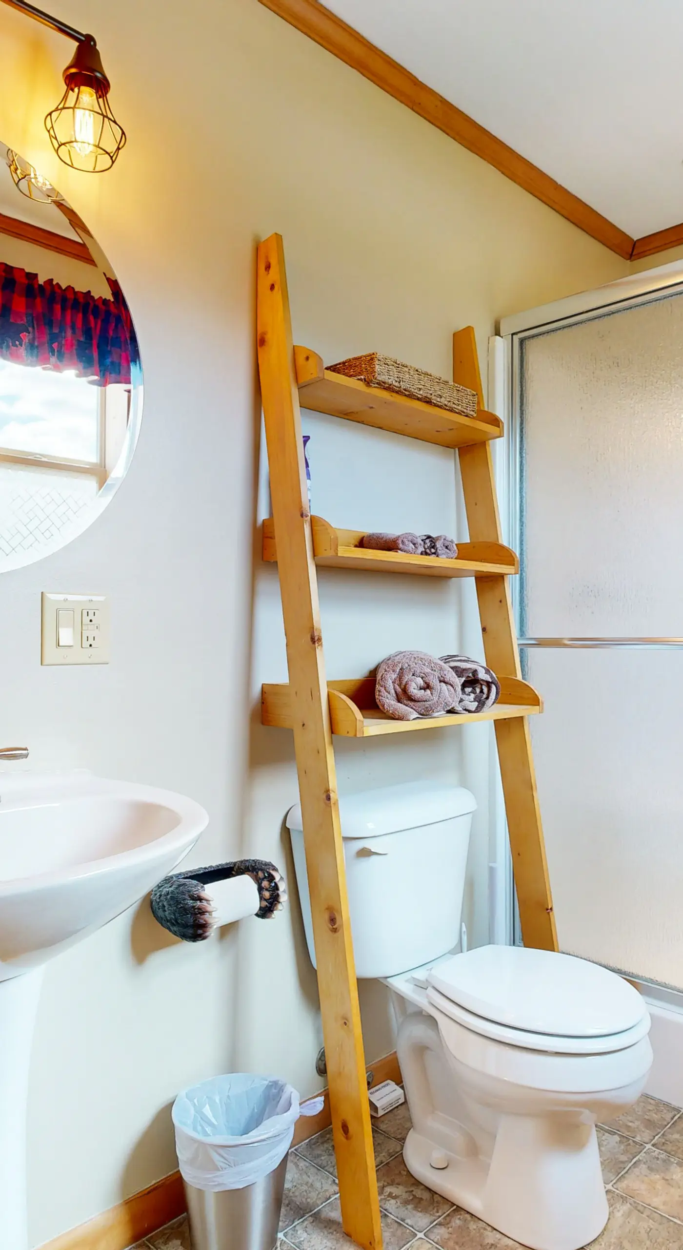 Pet Friendly! Couples Retreat in Southern Illinois