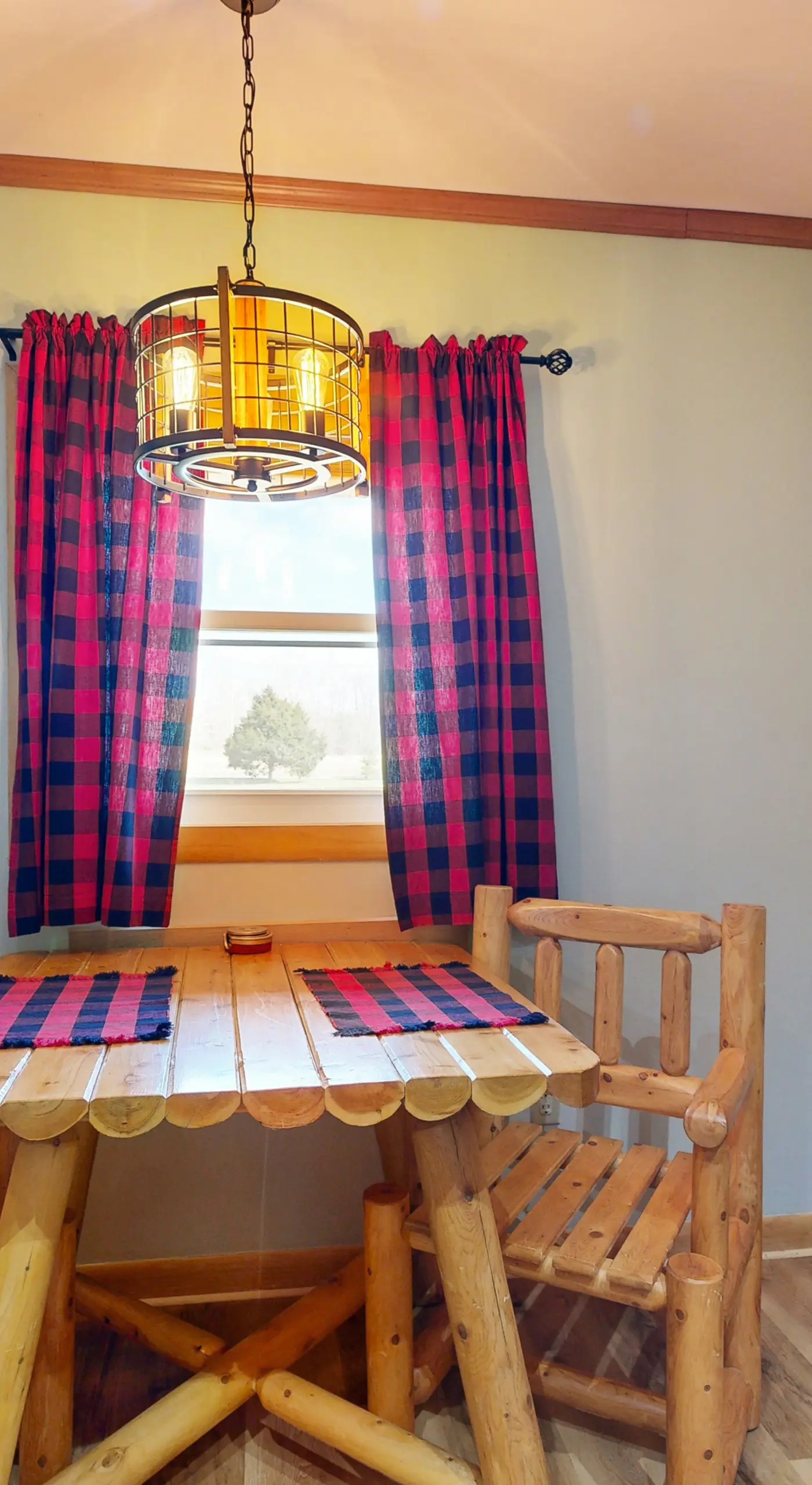 Pet Friendly! Couples Retreat in Southern Illinois