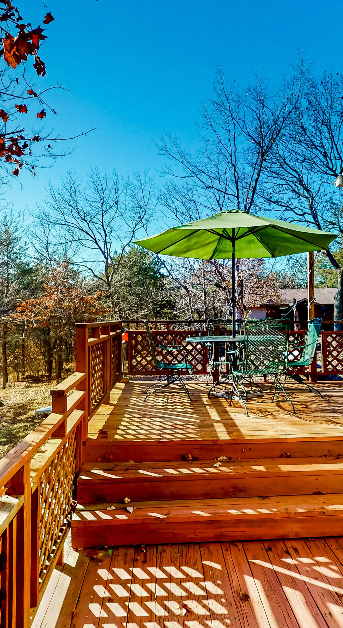 Relax at 'The Cove' Waterfront Getaway