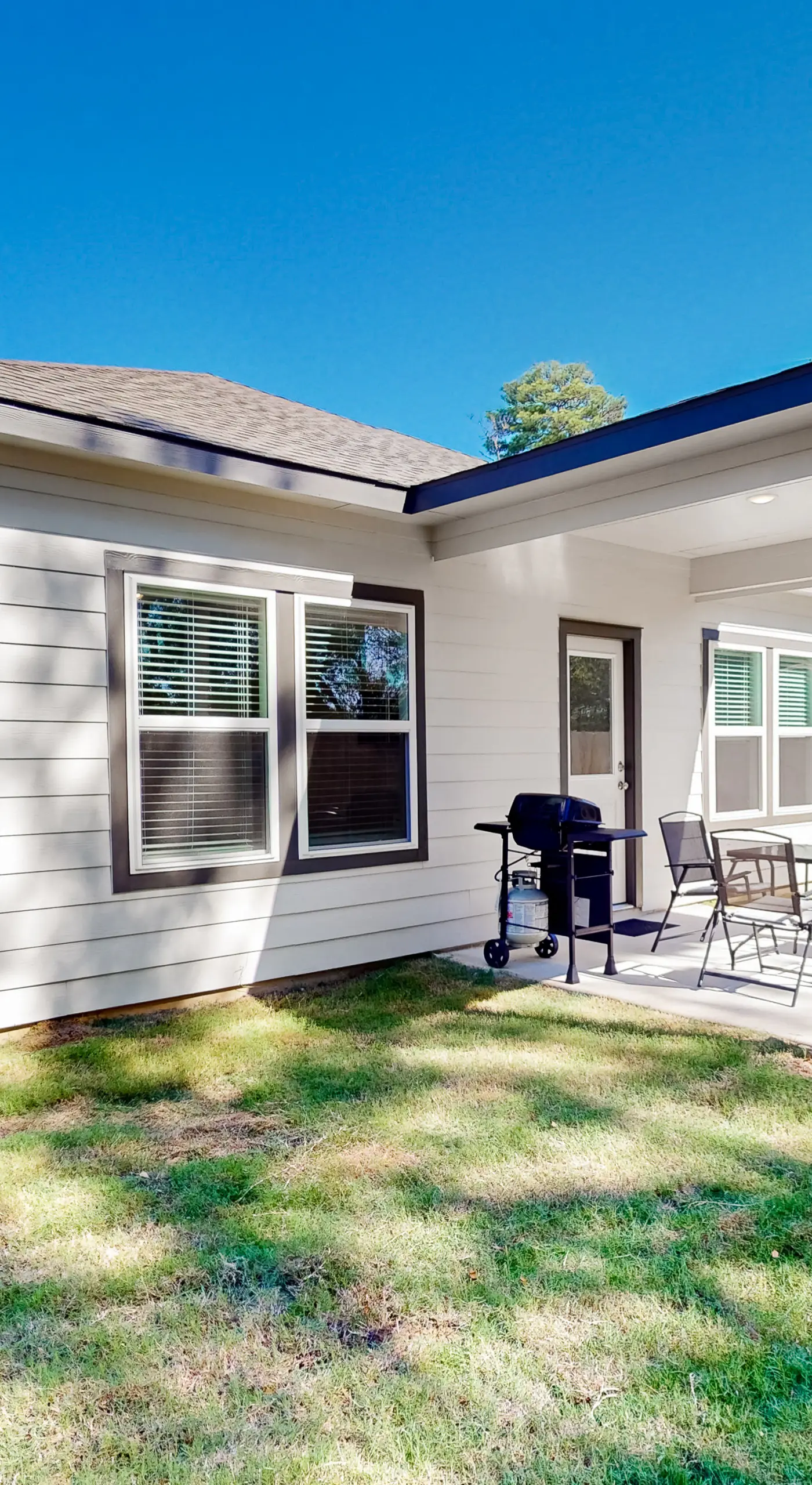 Patio Dining & Yard: Porter Escape, 3 Mi to Golf