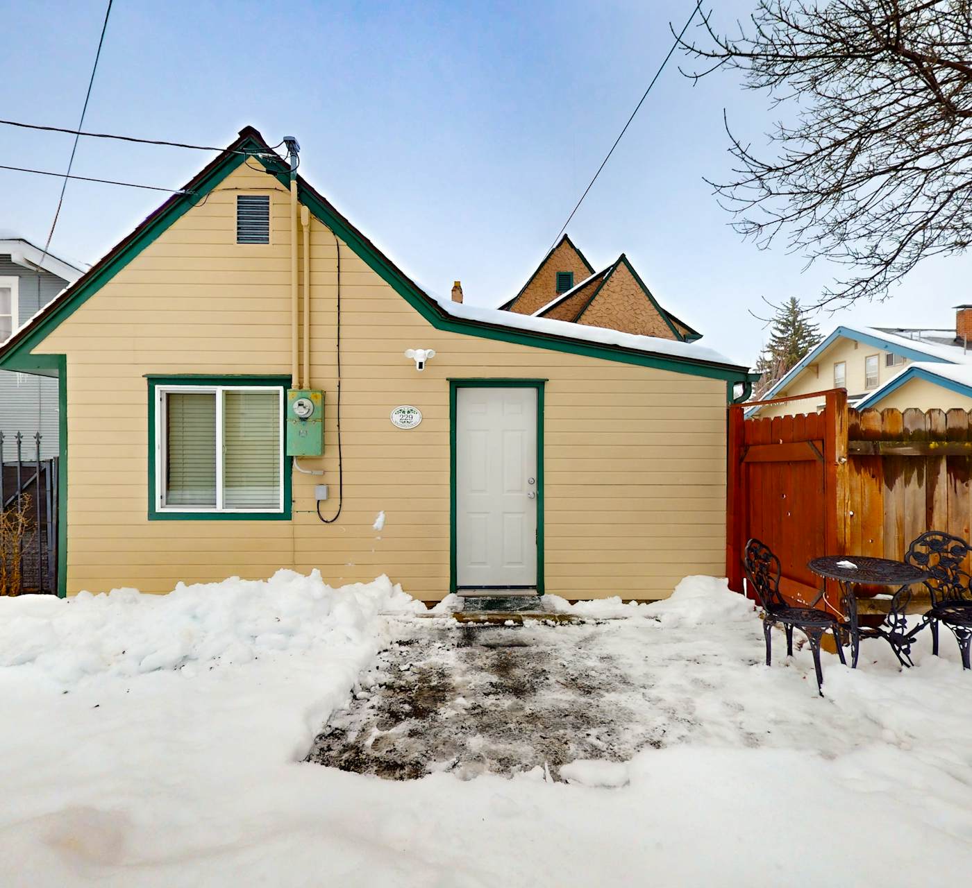 Near Golf & Parks! Couple's Haven in Klamath Falls | 1 Bed Klamath Falls, OR  House | Vacasa