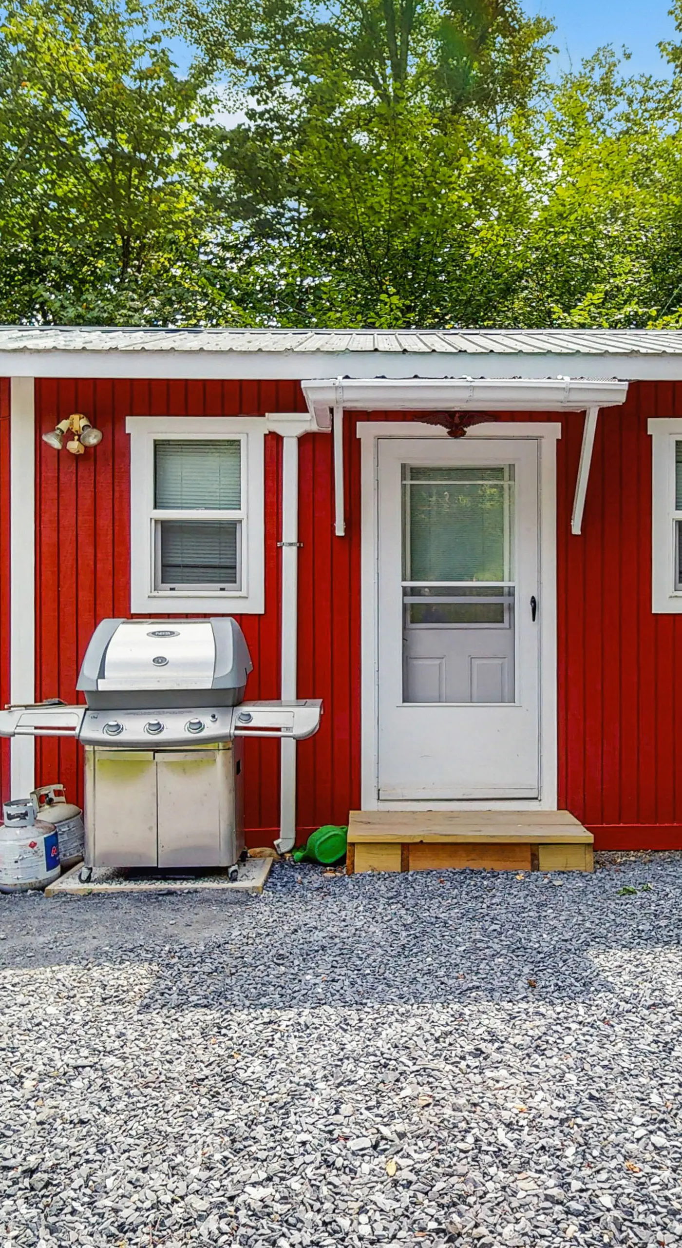 Tiny House at Sugarbush North: Adventure Hub!