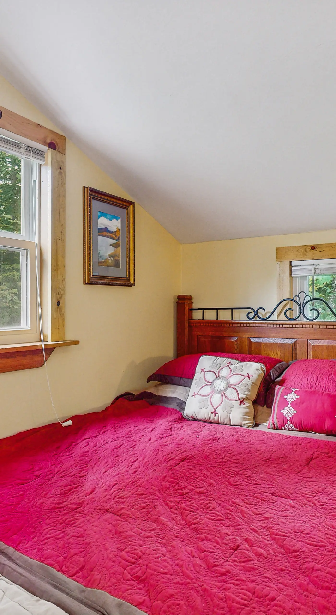 Tiny House at Sugarbush North: Adventure Hub!