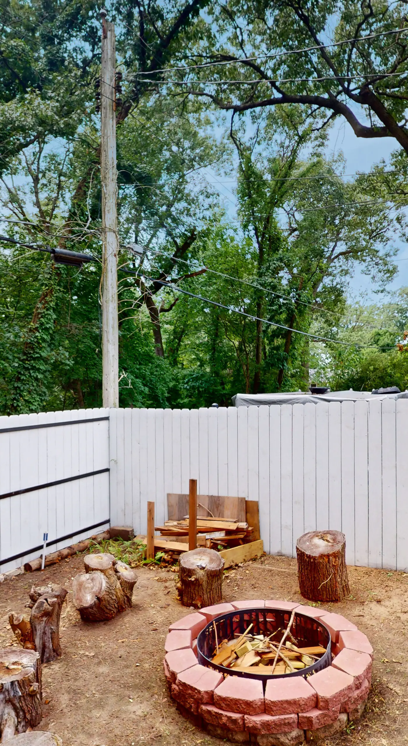 2 Mi to Beach! Hot Tub Haven in Michigan City
