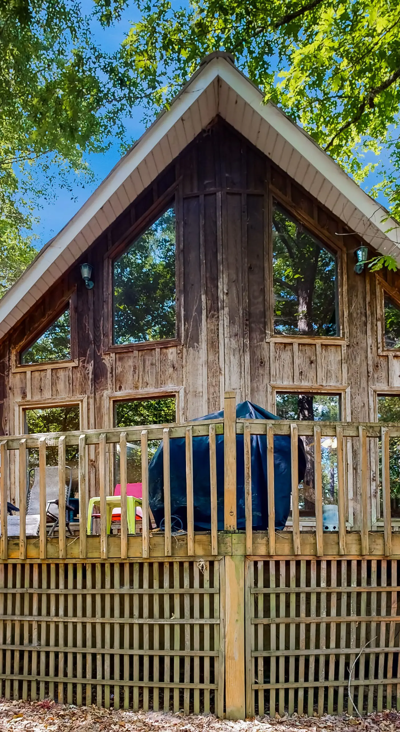 1 Mi to Pickwick Lake! Tranquil Wooded Cabin
