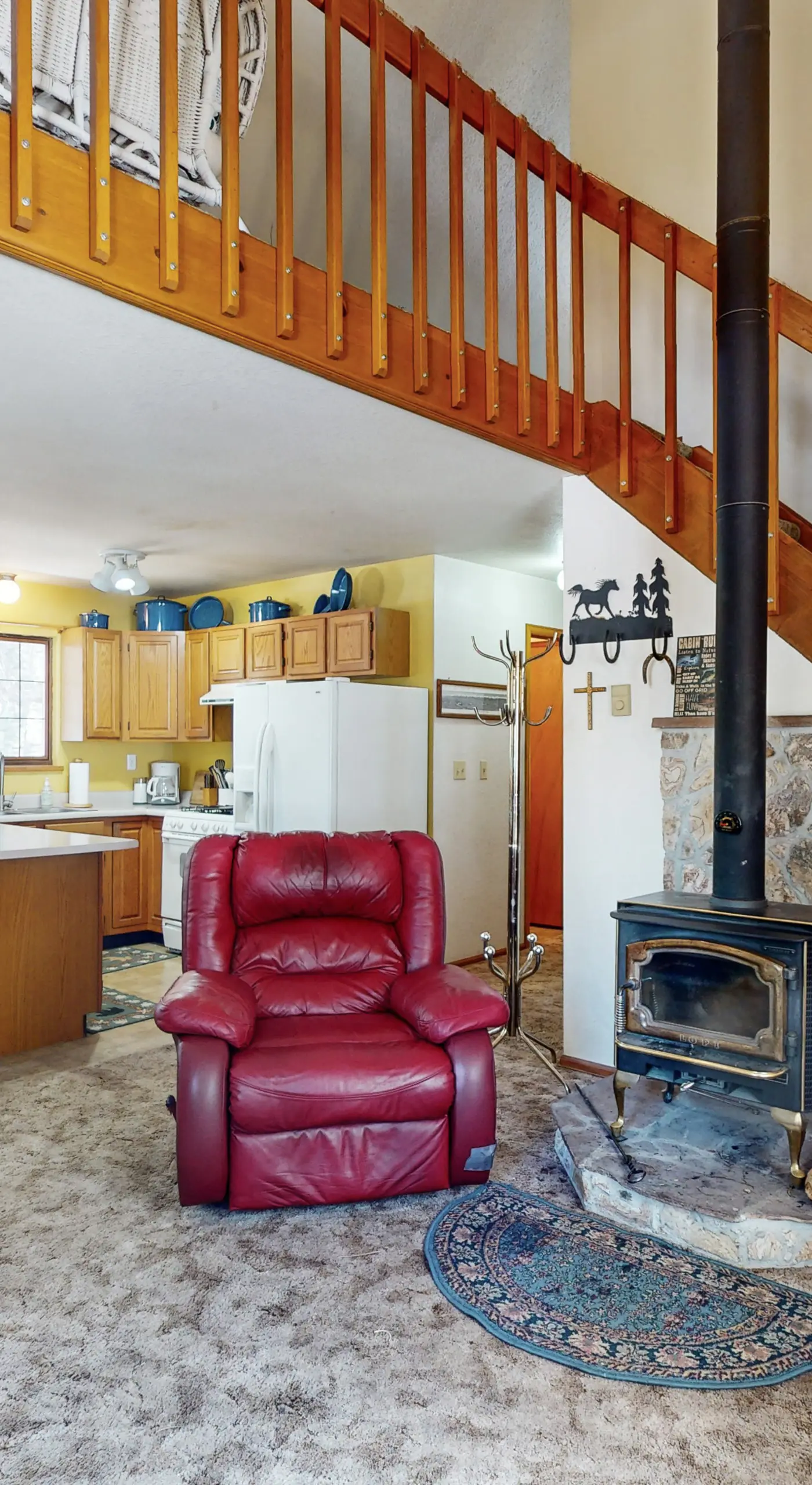 Tranquil Wet Mtn Cabin w/ Views on 3 Acres!