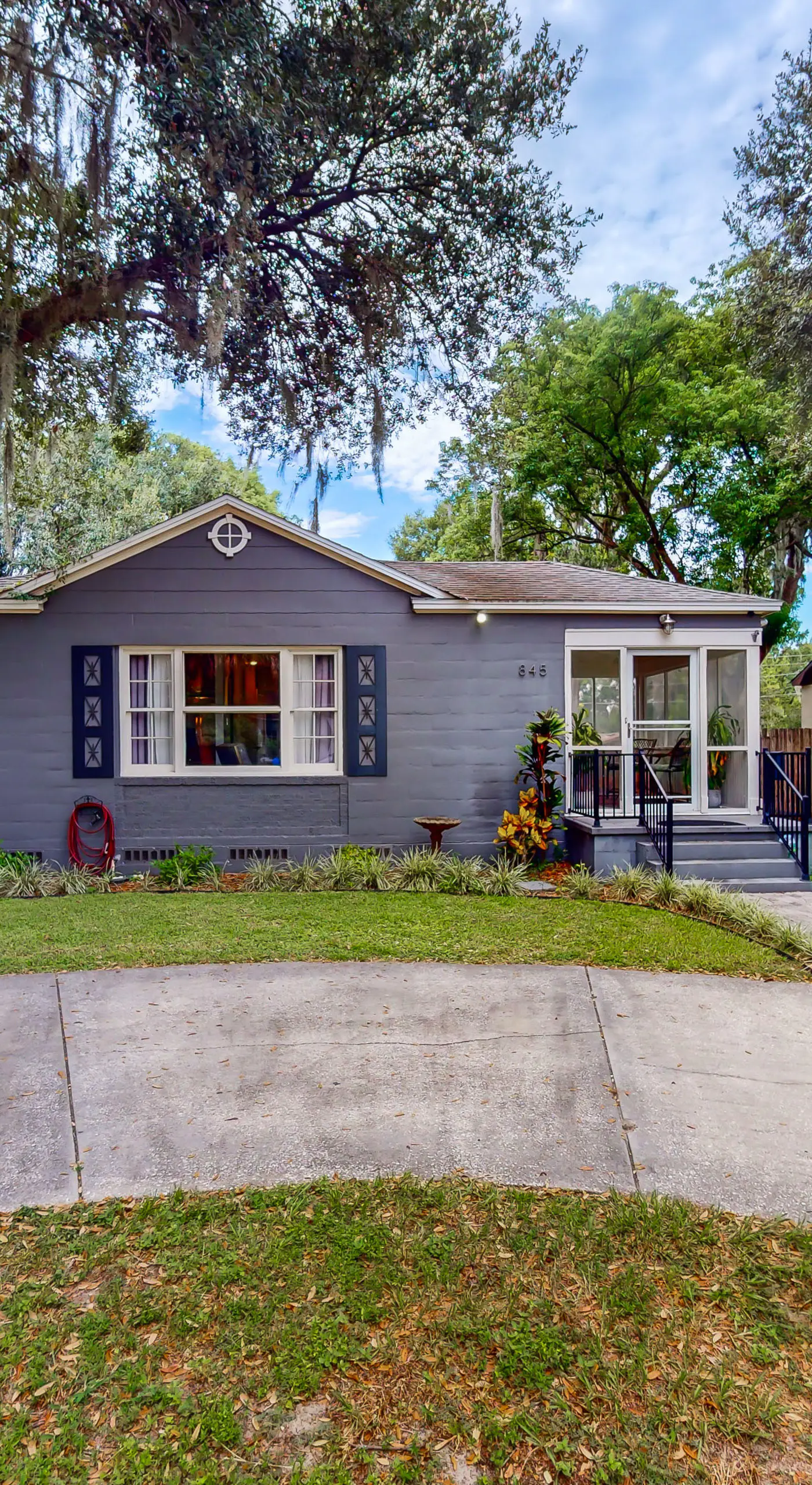Dog-Friendly Yard! Walkable Dixieland District Gem
