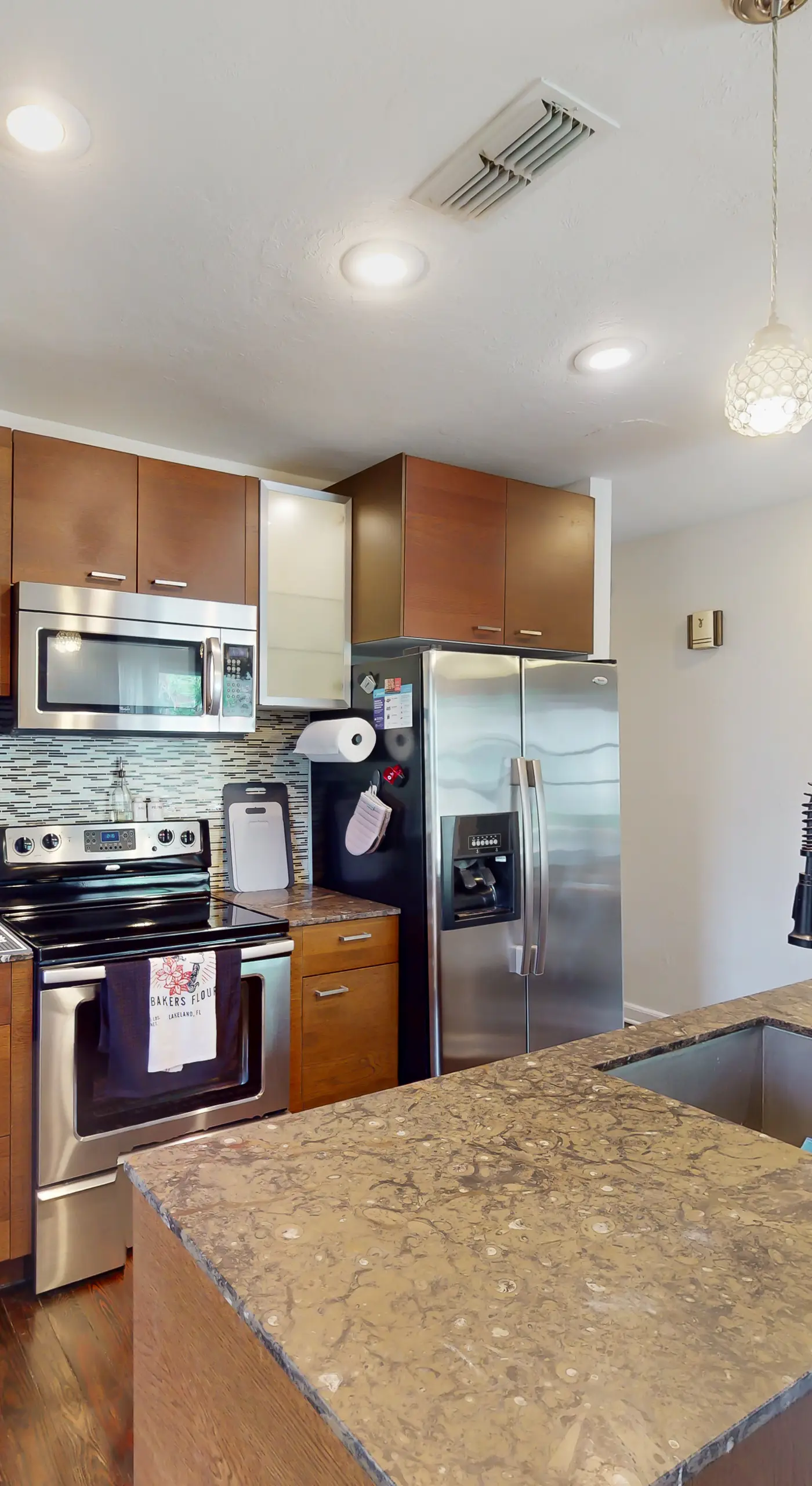 Dog-Friendly Yard! Walkable Dixieland District Gem