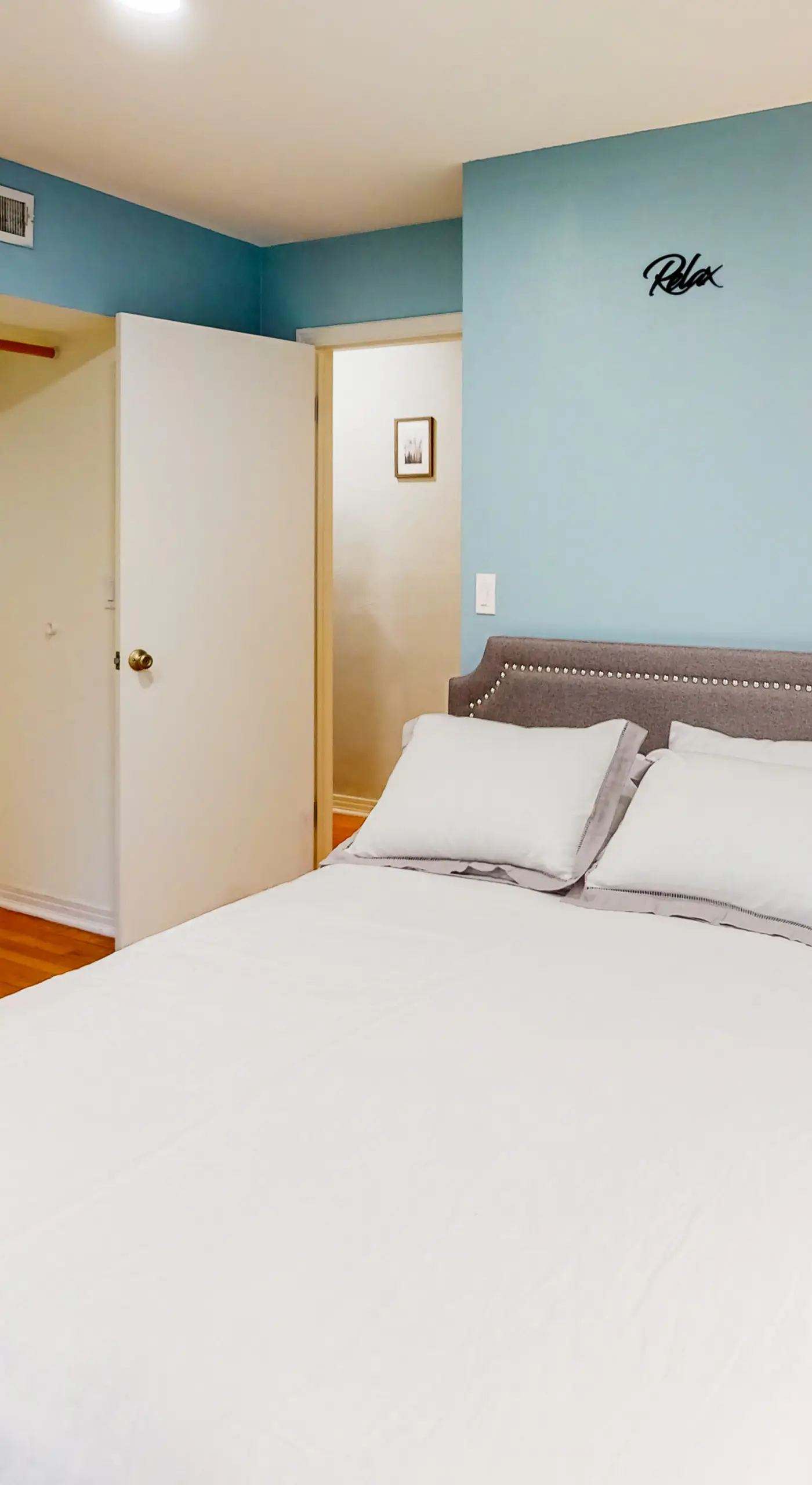 Steps to Lake Hollingsworth! Dog-Friendly Retreat