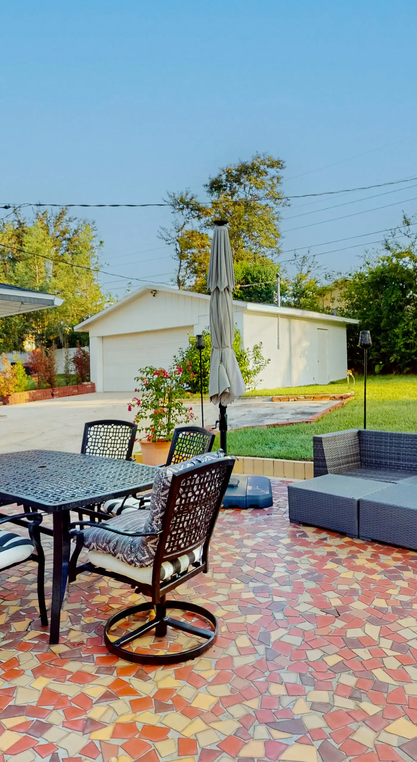 Steps to Lake Hollingsworth! Dog-Friendly Retreat