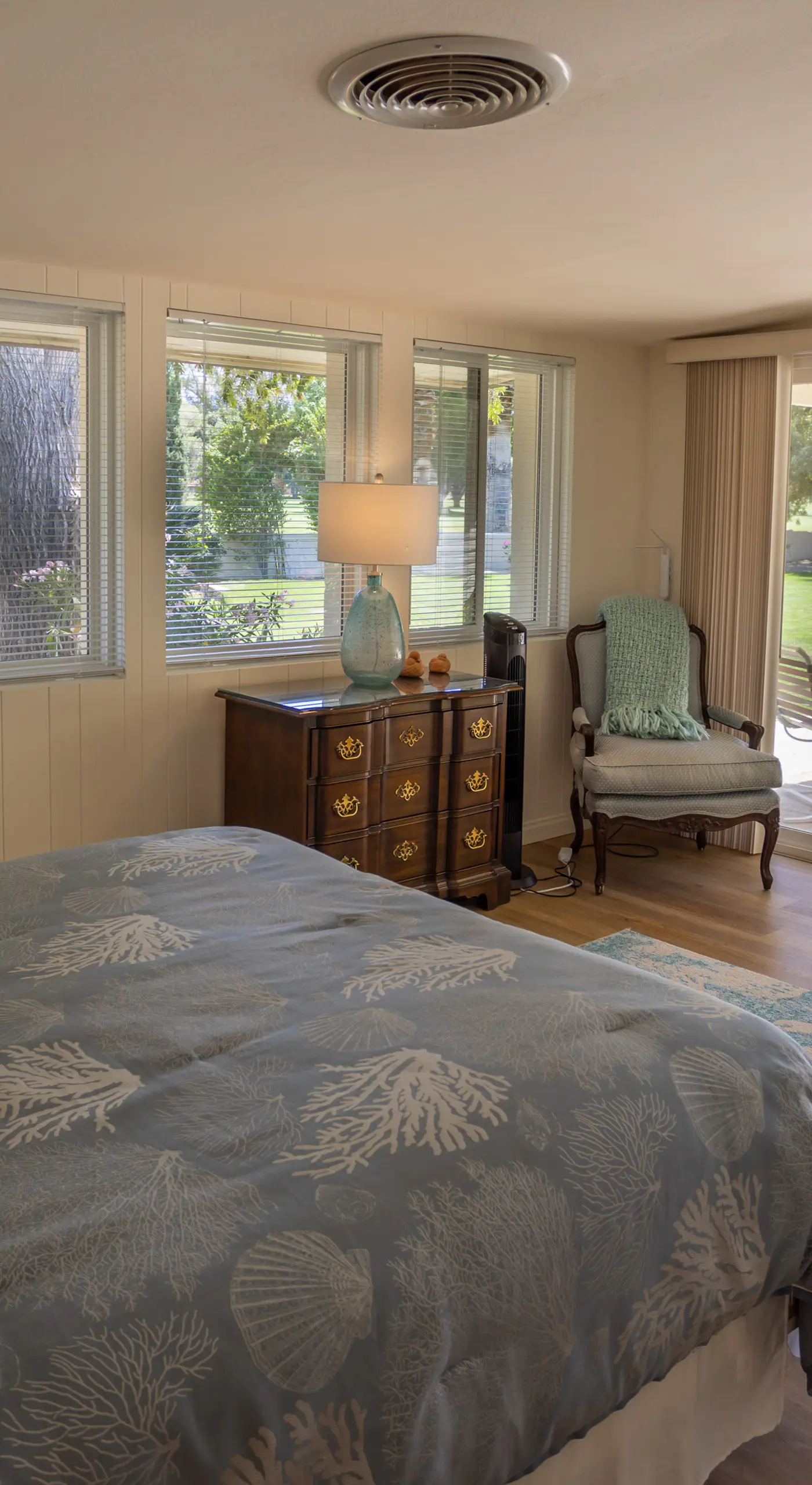 Poolside Splendor! Spacious De Anza Golf Club Home