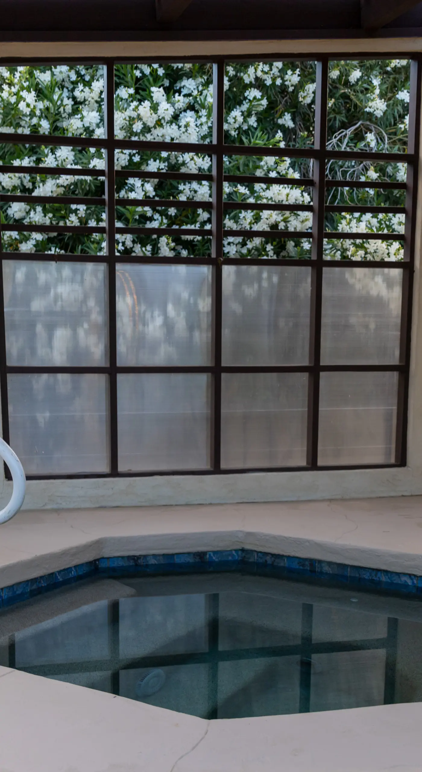 Poolside Splendor! Spacious De Anza Golf Club Home