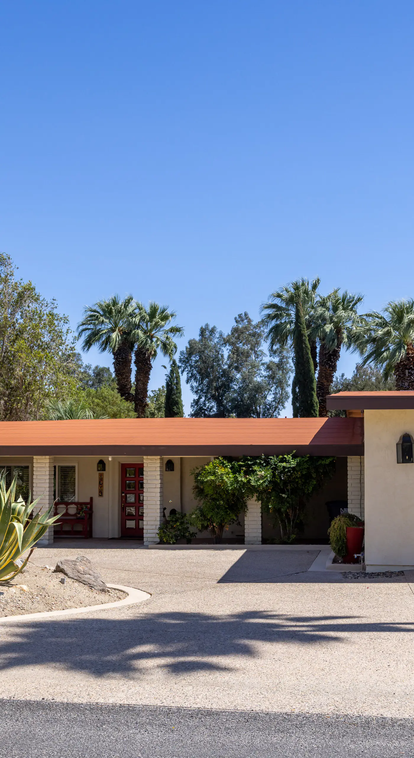 Poolside Splendor! Spacious De Anza Golf Club Home