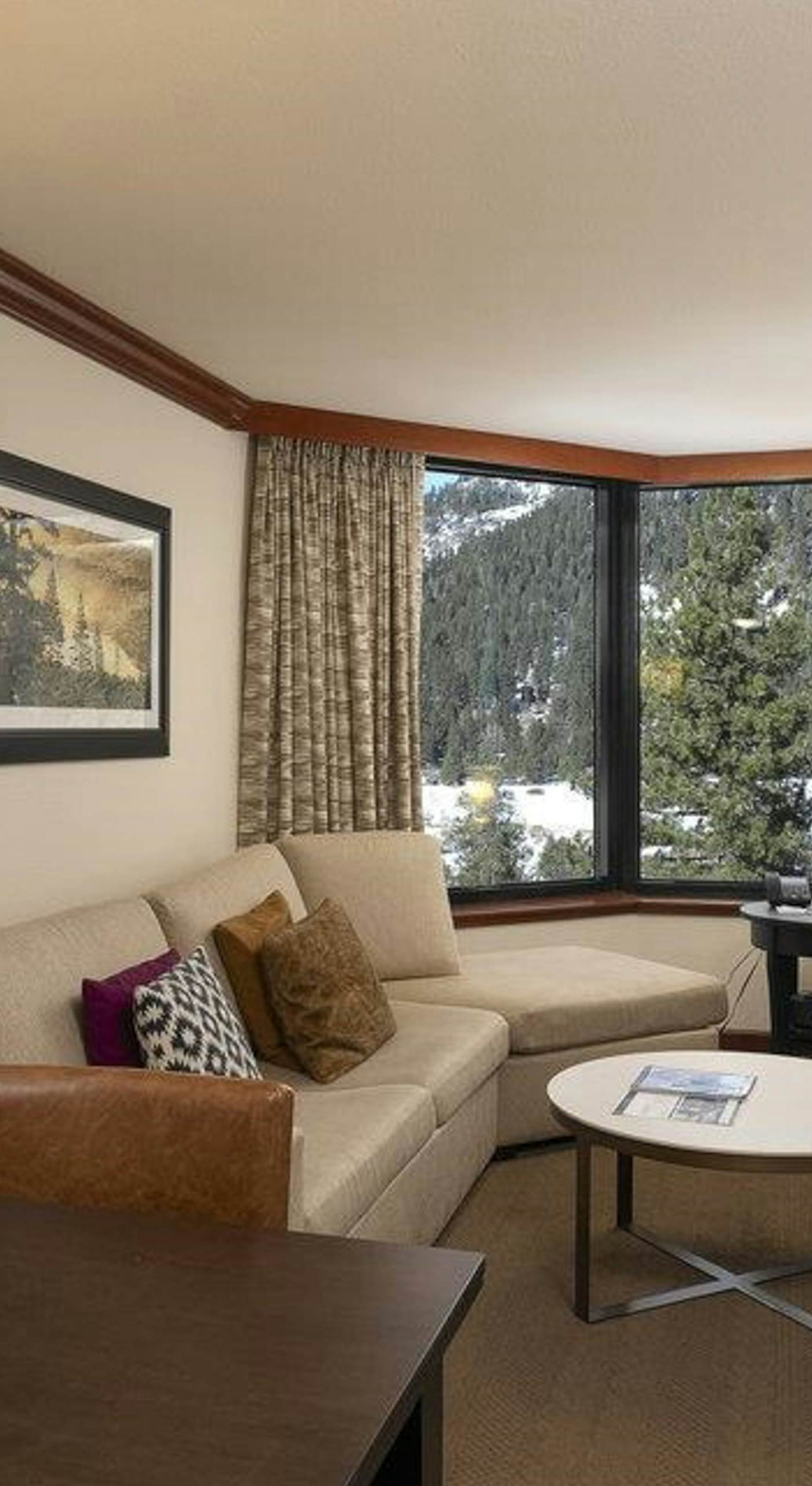 Ski-In/Ski-Out! 2BR Condo w/ Resort Pools, Spa