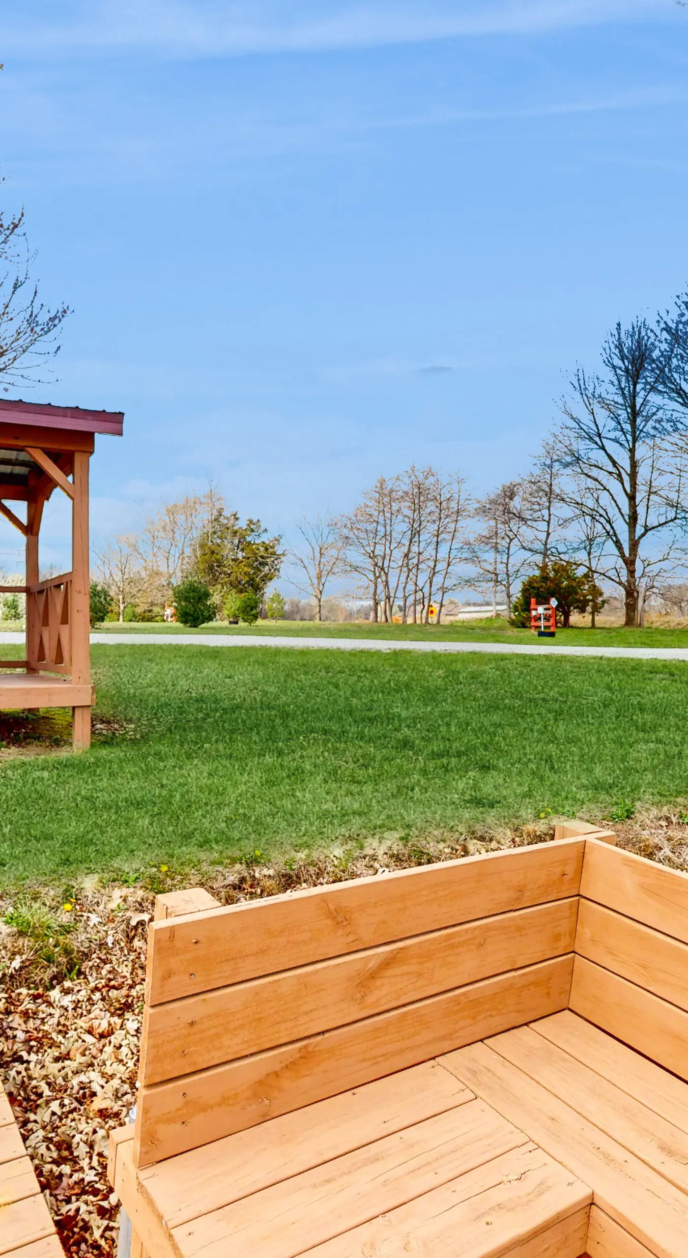 Pet Friendly! Countryside Couples Stay in Illinois