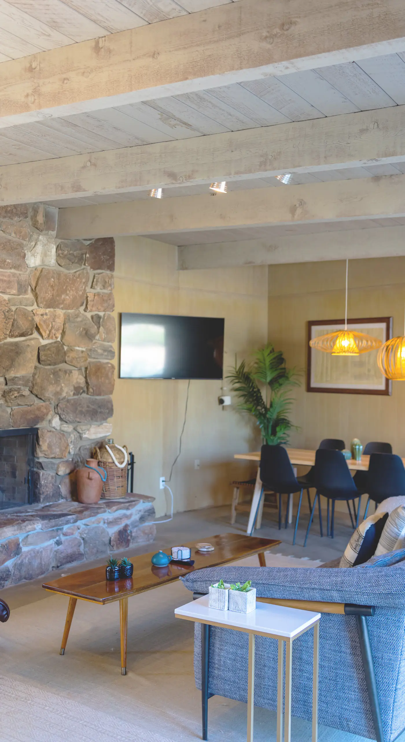 Pool & Mtn View! Designer Borrego Springs Hideaway