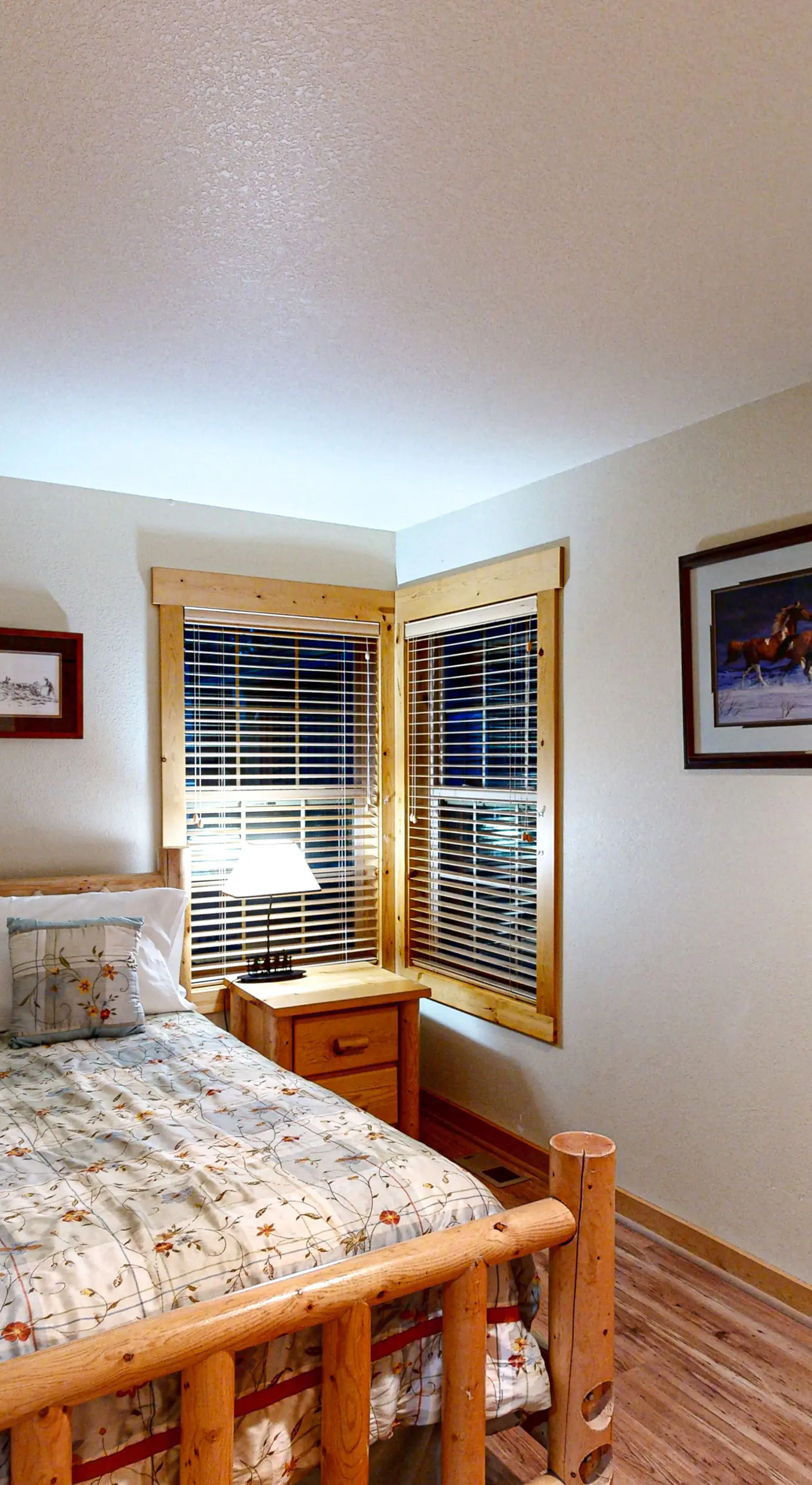 Cabin w/ Mountain Views & Shared Pool & Hot Tub
