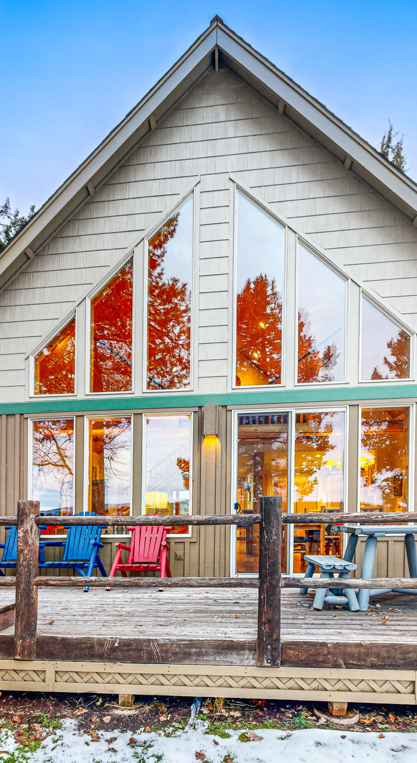 Cabin w/ Mountain Views & Shared Pool & Hot Tub