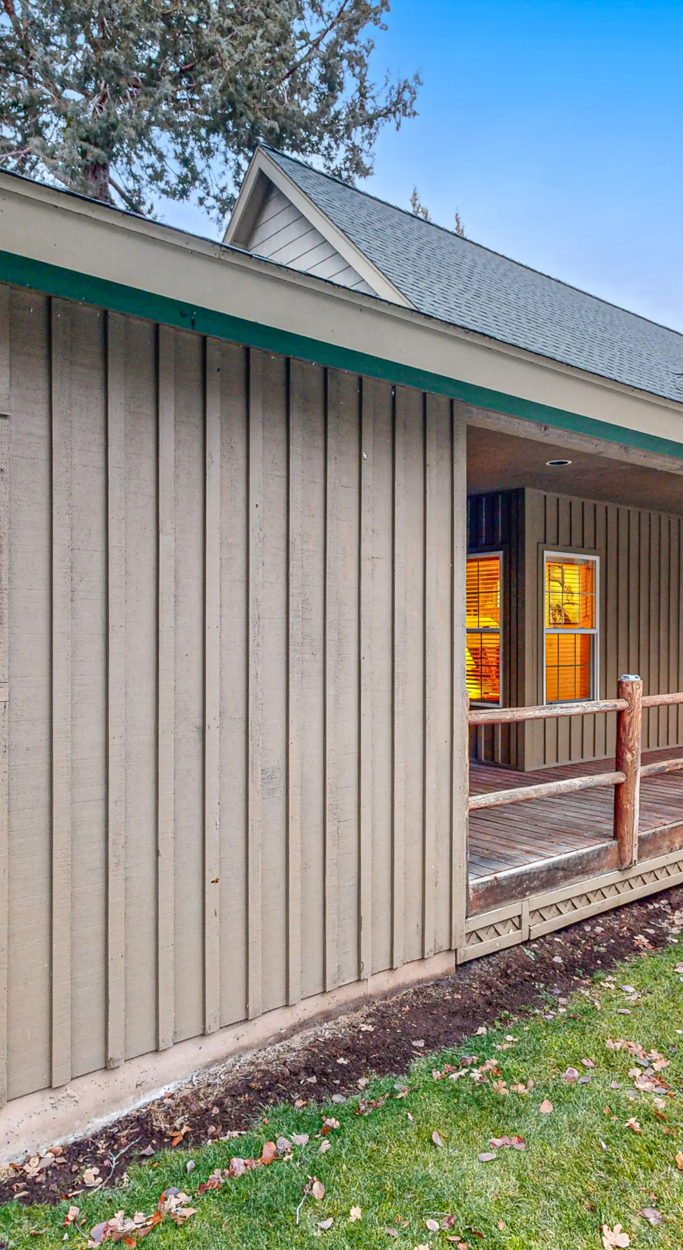Cabin w/ Mountain Views & Shared Pool & Hot Tub