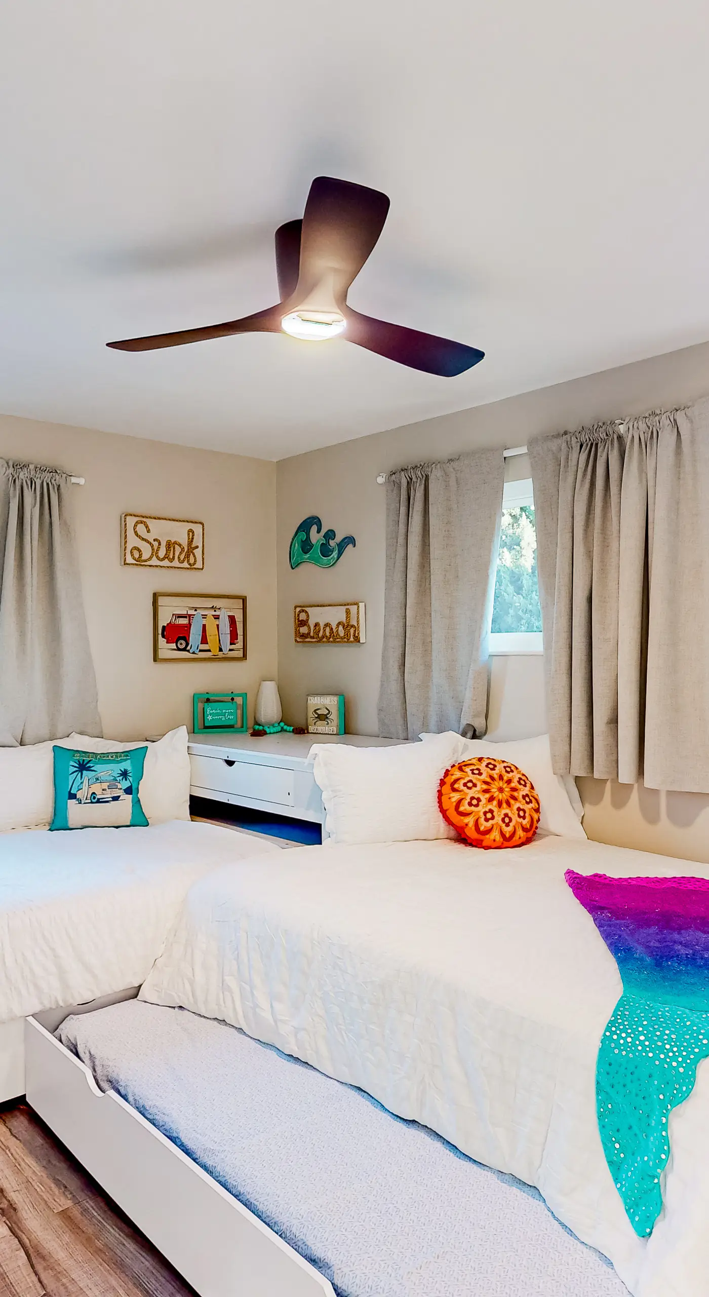 Dog-Friendly Home: Saltwater Pool, Fire Pit, Games