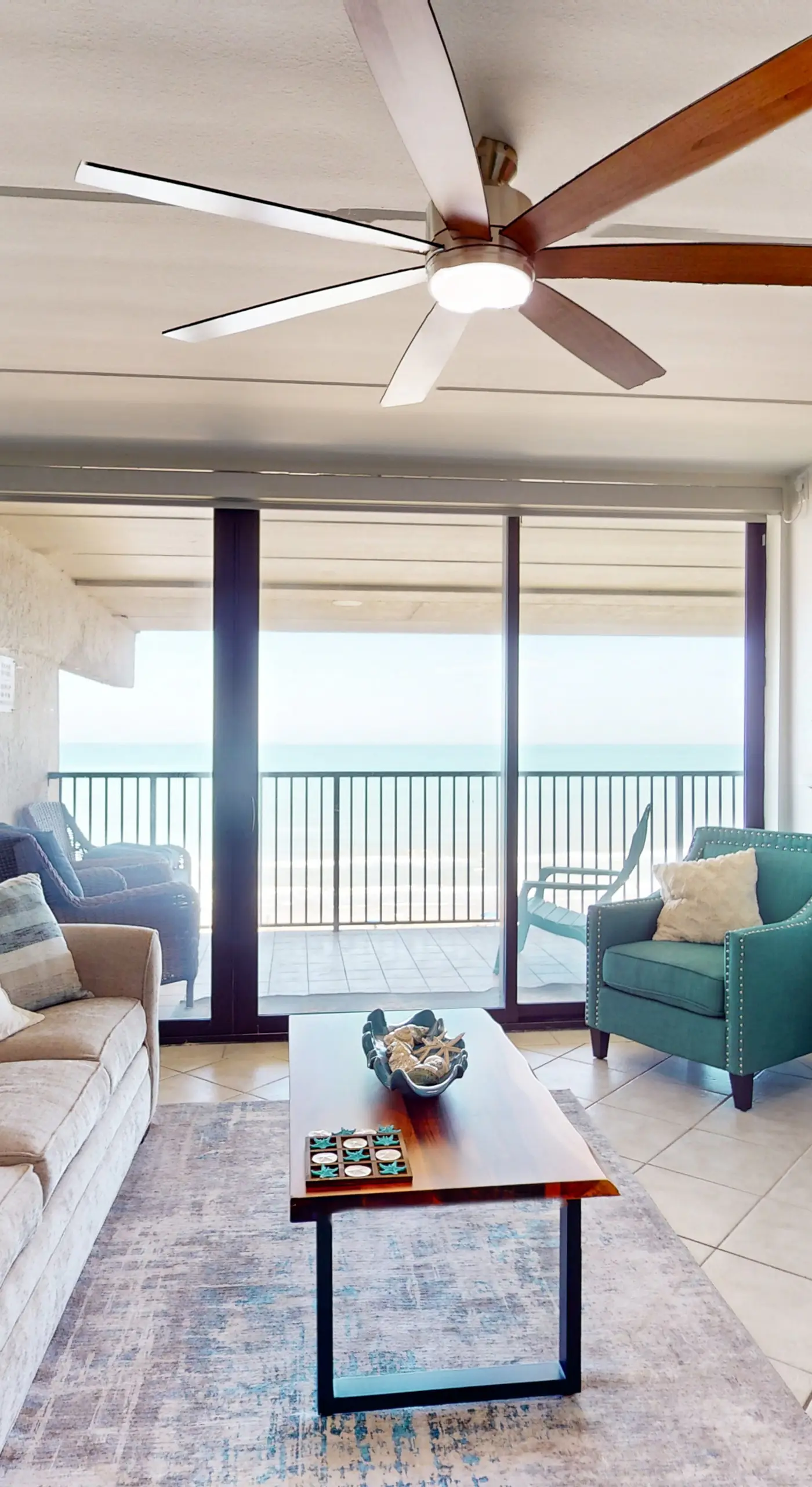 Beachfront 2BR on 10th Fl: Suntide III - Unit 1004